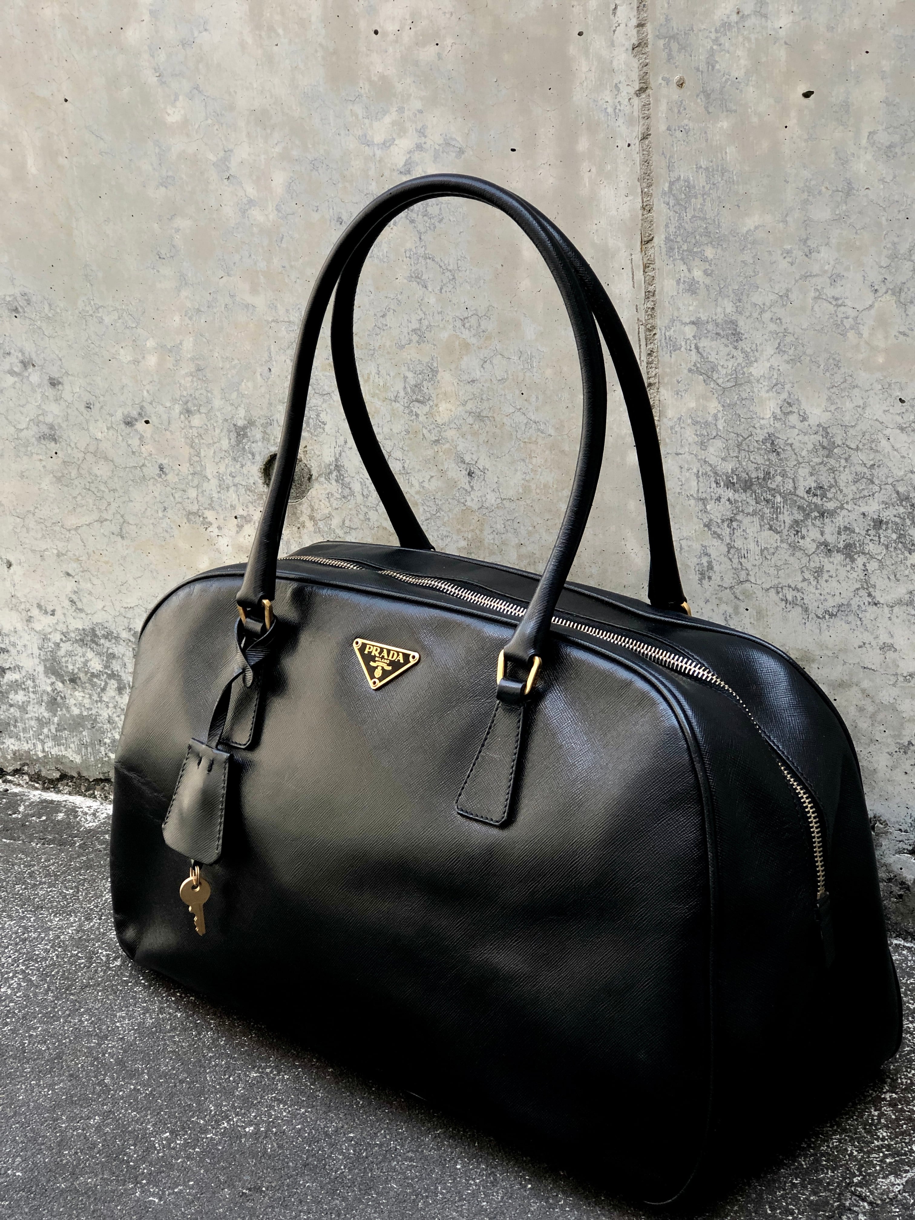 PRADA ボストンバッグ　ブラック