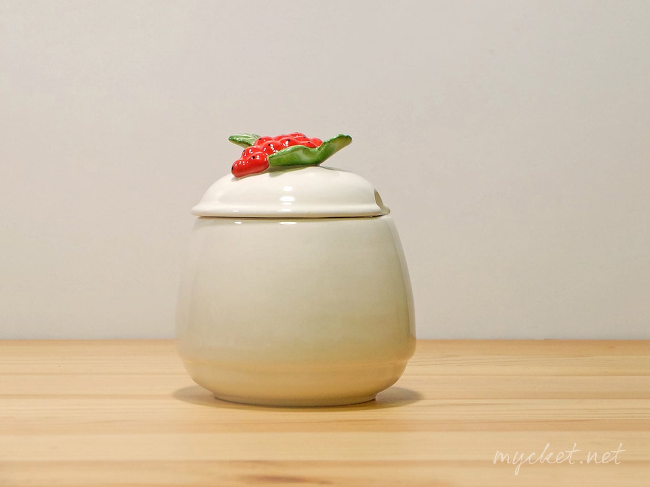 Goebel「旧西ドイツ時代のシュガーポット」(ユーズド/ゲーベル/レッドカラント/赤スグリ)