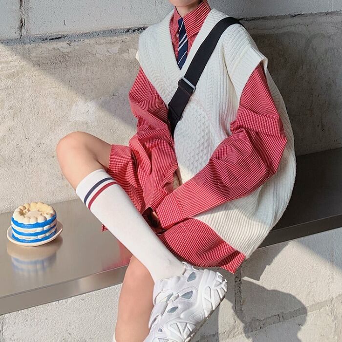 フェイクネクタイステッチストライプシャツ女性デザインセンスニッチ2020年初秋新作シャツ+ Vネックベストトレンド クレセントシティ86782412577