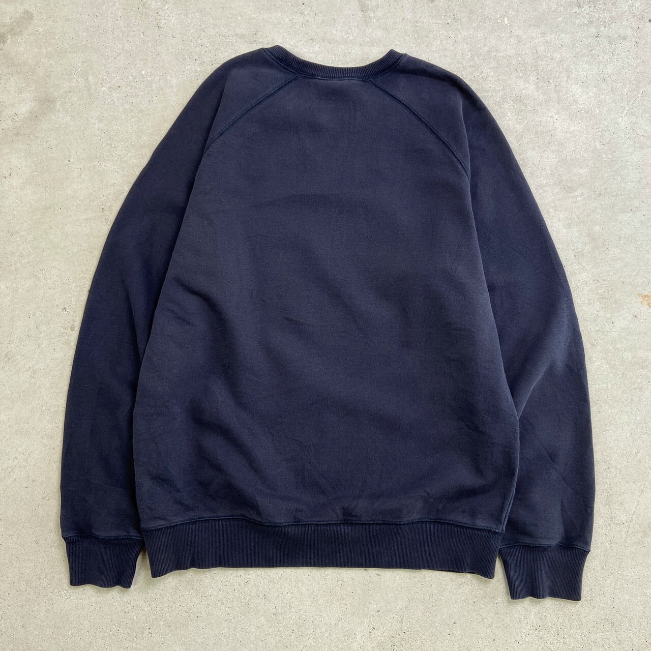Carhartt カーハート ワンポイントロゴ スウェットシャツ Carhartt カーハート ワンポイントロゴ スウェットシャツ