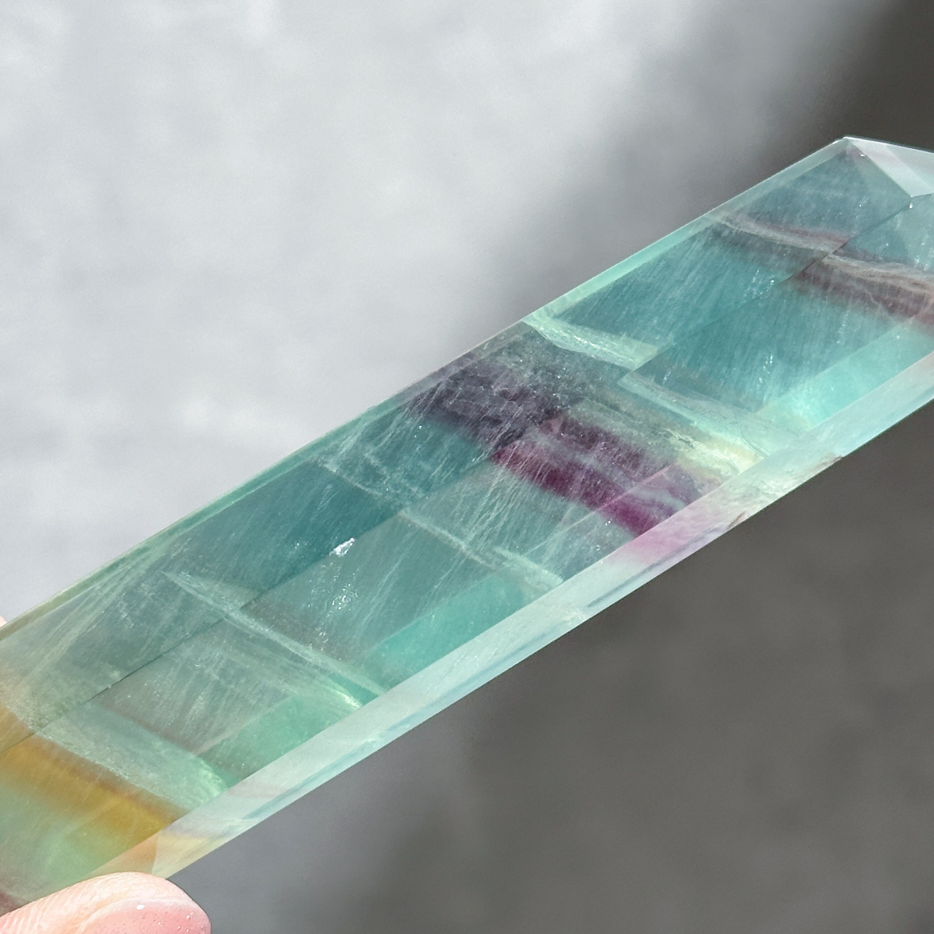 レインボーフローライト タワー型71◇ Rainbow Fluorite ◇天然石