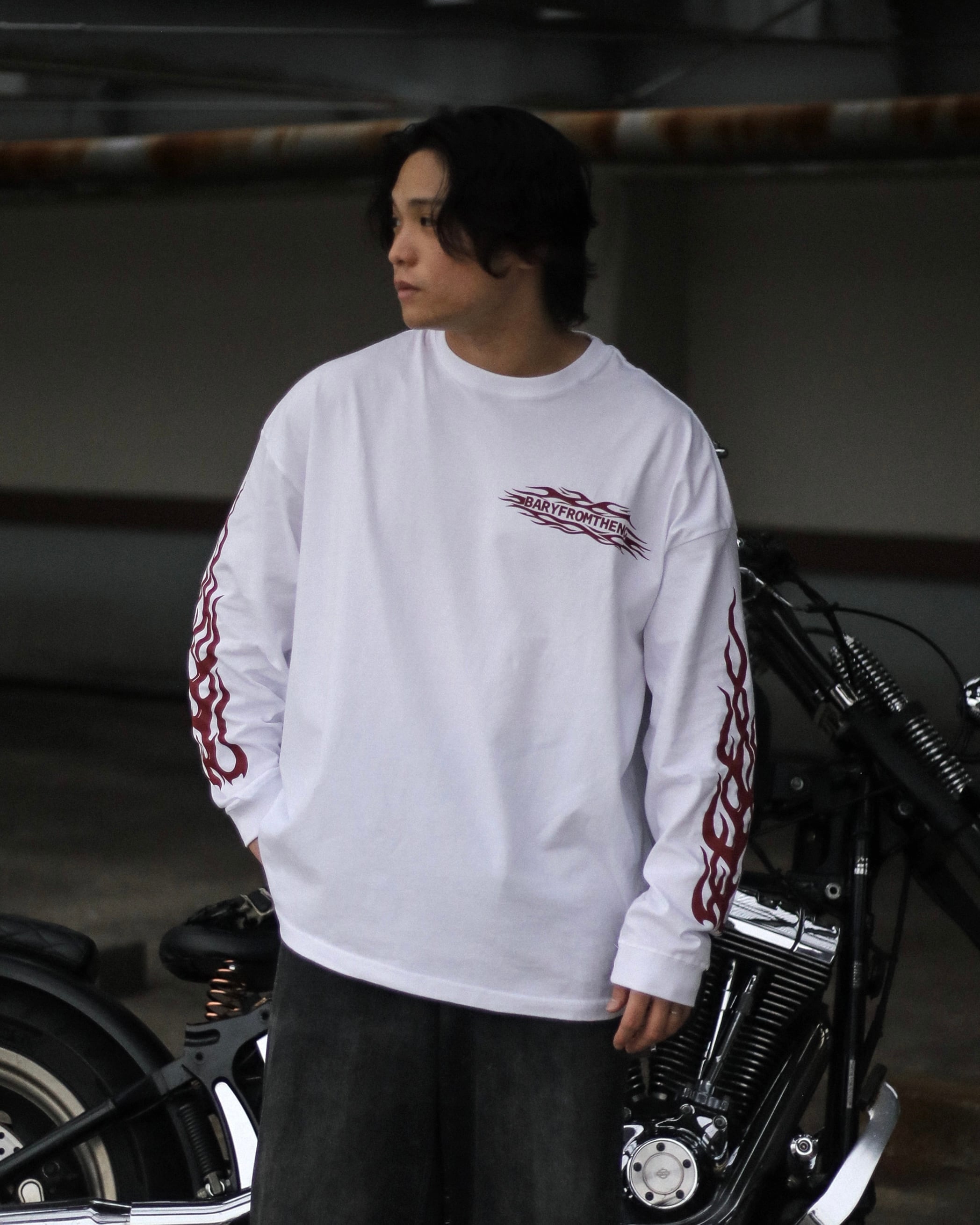 送料無料】FLAMES LONG T-SHIRTS/White | BARYFROMTHENORM