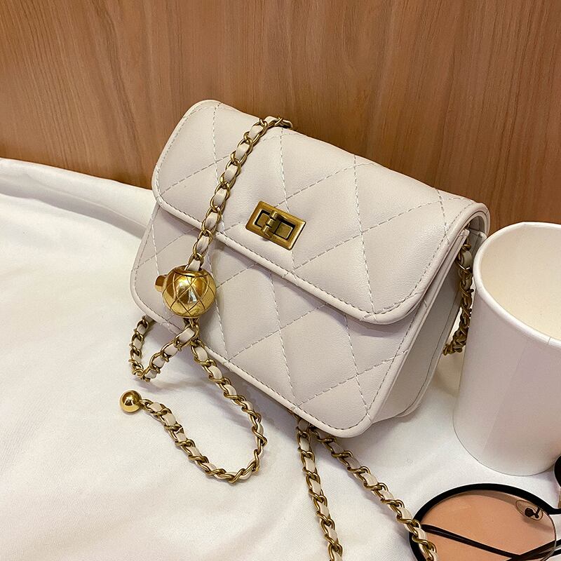 夏人気ミニレディーススモールバッグ2020新しい流行のファッションワイルドインメッセンジャーバッグネットレッドスモールスクエアバッグ 手作りハンドバック14318052155