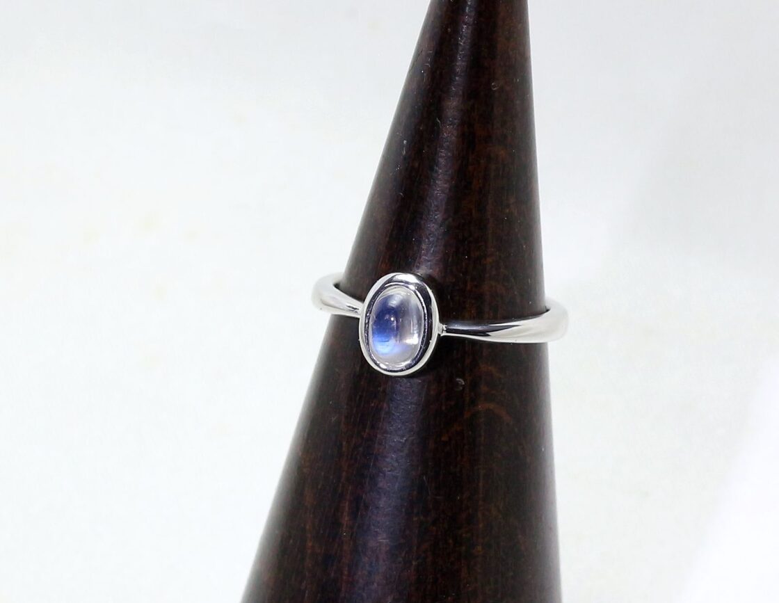 Pt900 ブルームーンストーンリング 0.68ct | Pay ID