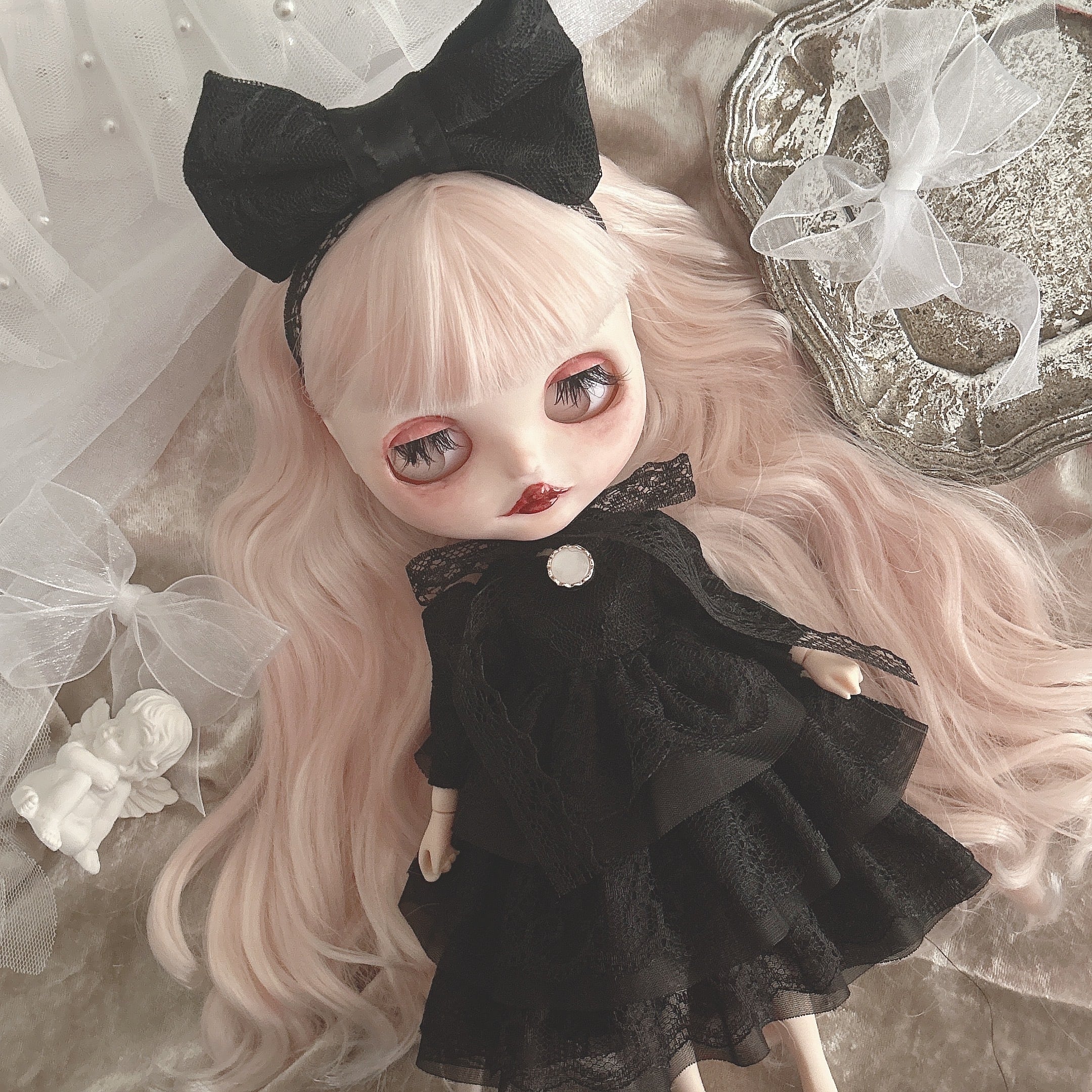 ＊ブライスアウトフィット　ドットフリルセット＊ 9ce2688672ece05ce643504f196672
