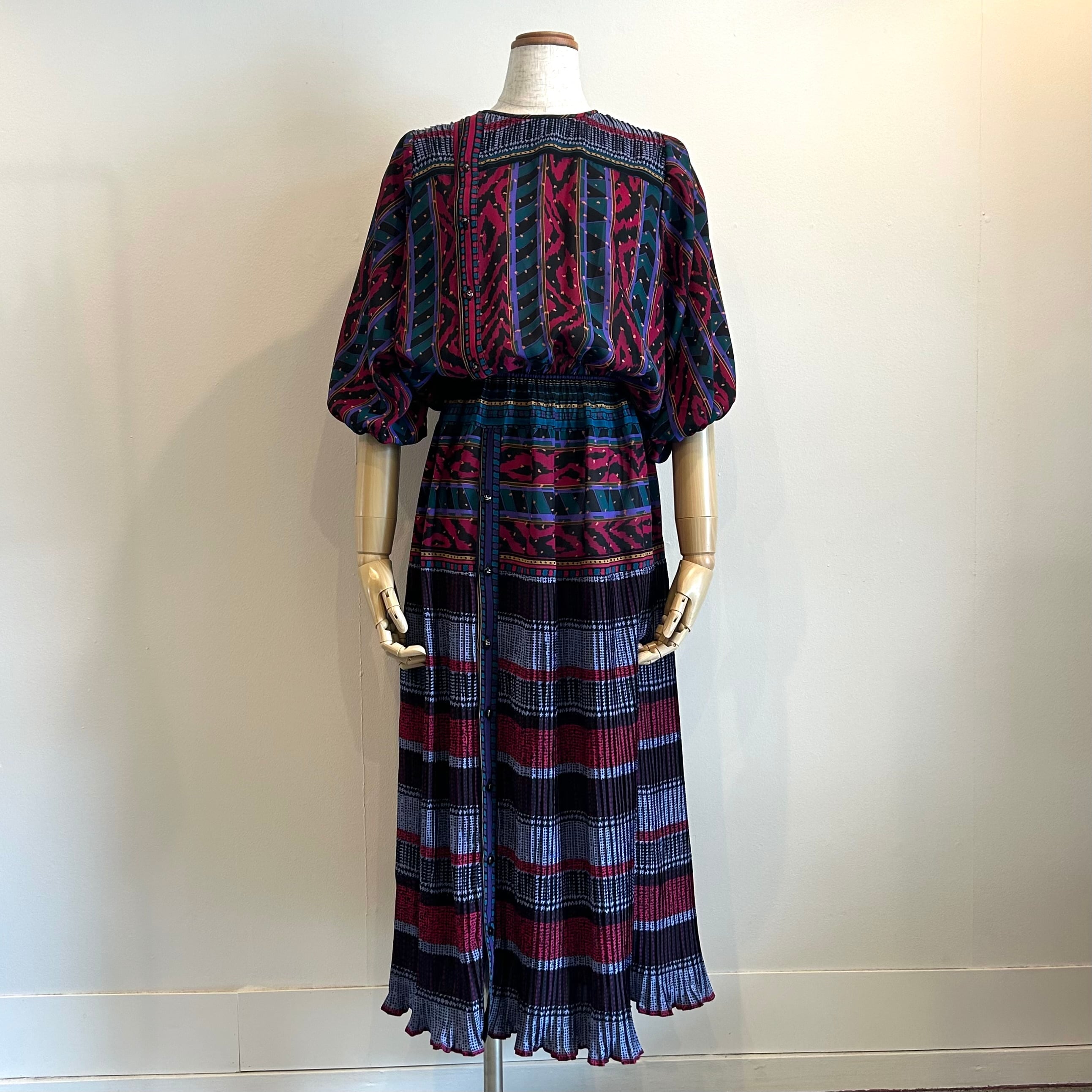 ワンピース | Monique vintagestore 古着の通販サイト ワンピース | Monique vintagestore 古着の通販サイト