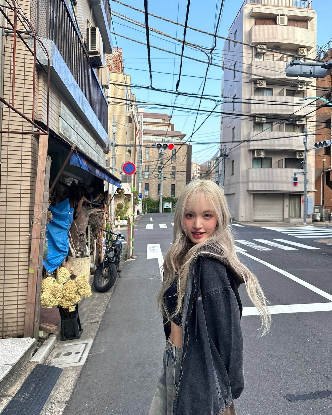 セール！！☆IVE リズ 着用！！【XTONZ】Vintage Washing Star Denim 