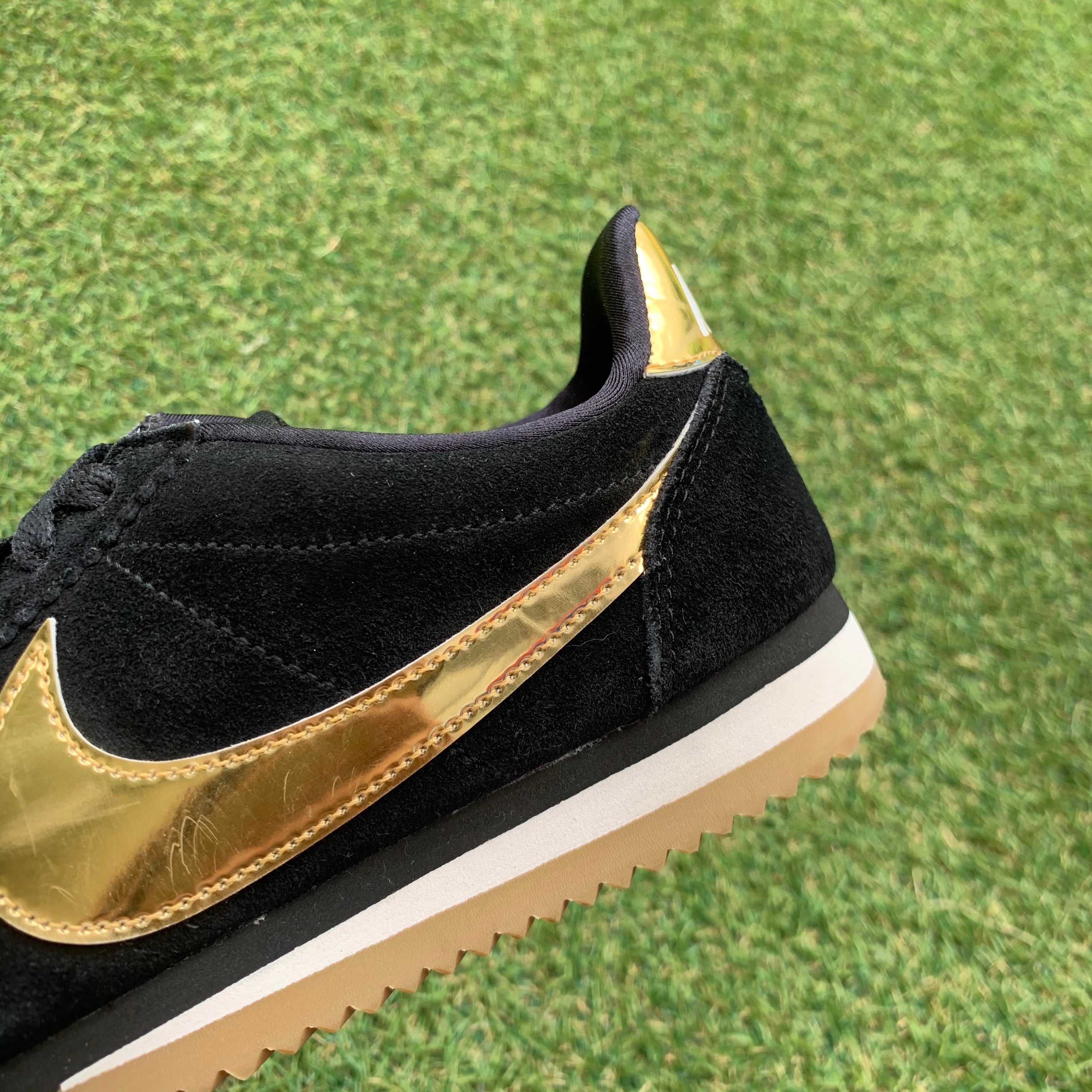 NIKE CLASSIC CORTEZ SE ナイキ ウィメンズ クラシック コルテッツ