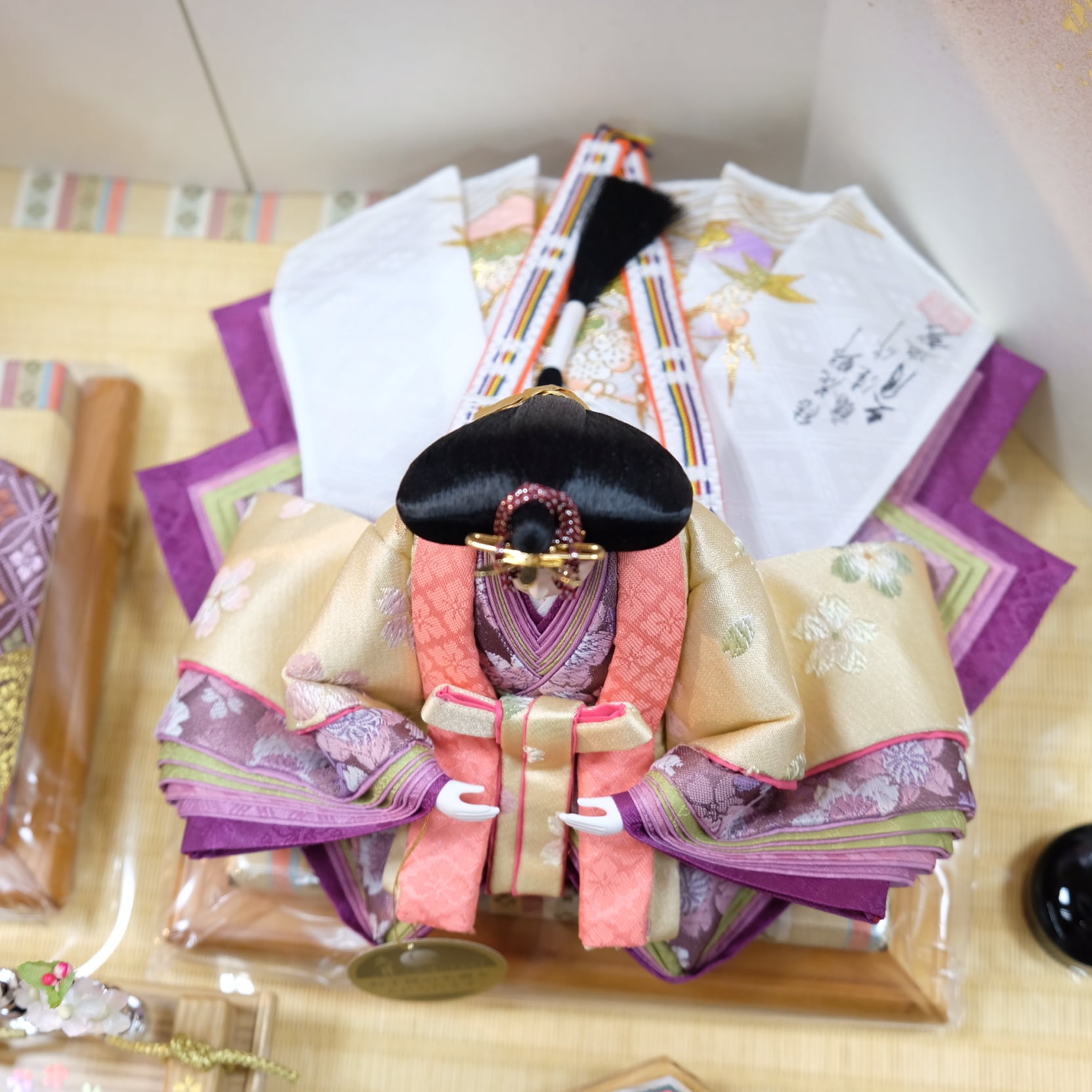 東京久月雛人形収納セット・東帯十二単姿・間口約42×奥行約30×高さ