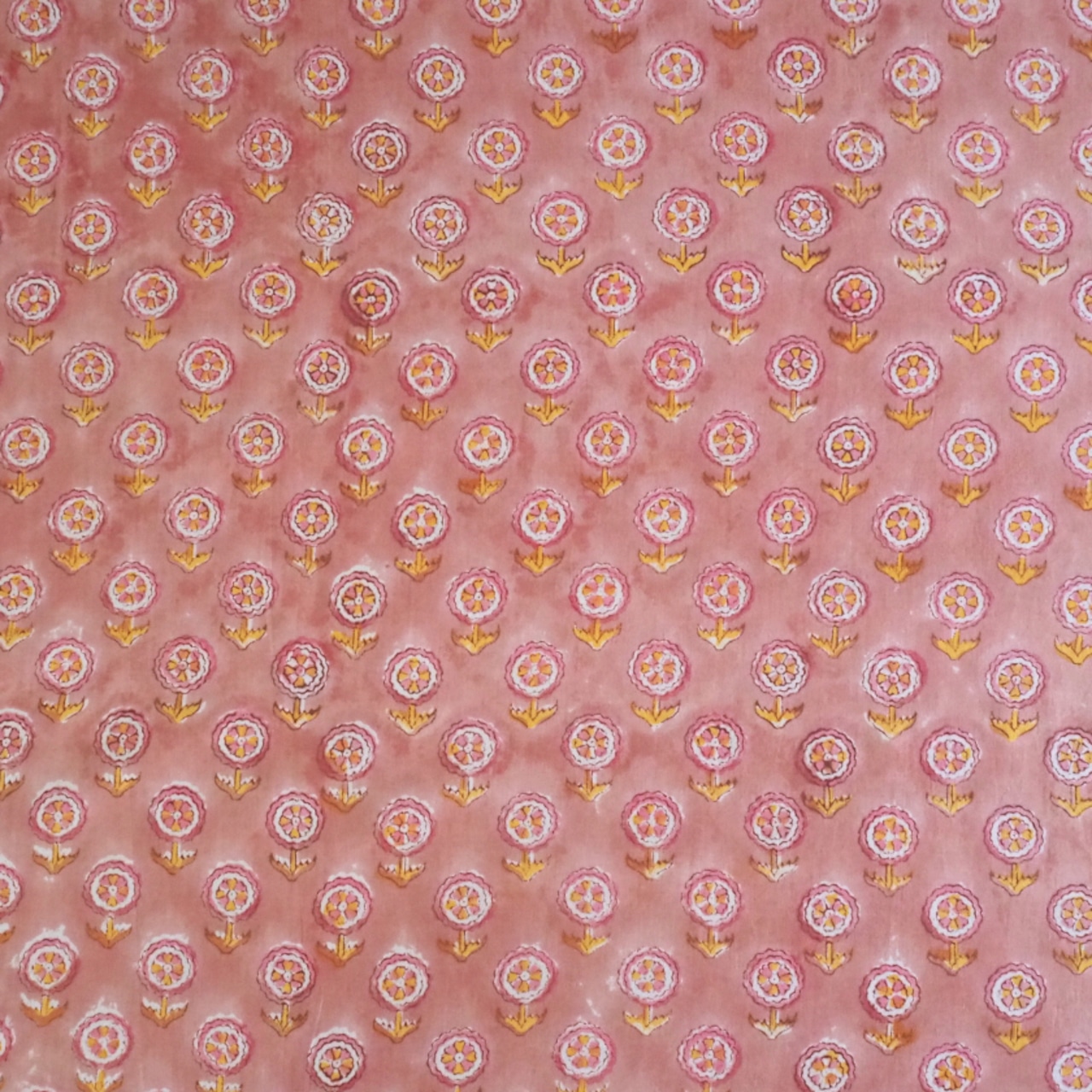 ブロックプリント生地【50cm単位】インド綿 小花柄 くすみピンク×イエロー×白 #56224-PK2