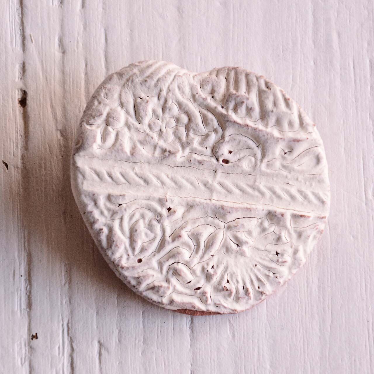 島るり子 陶器のブローチ C Migo Labo