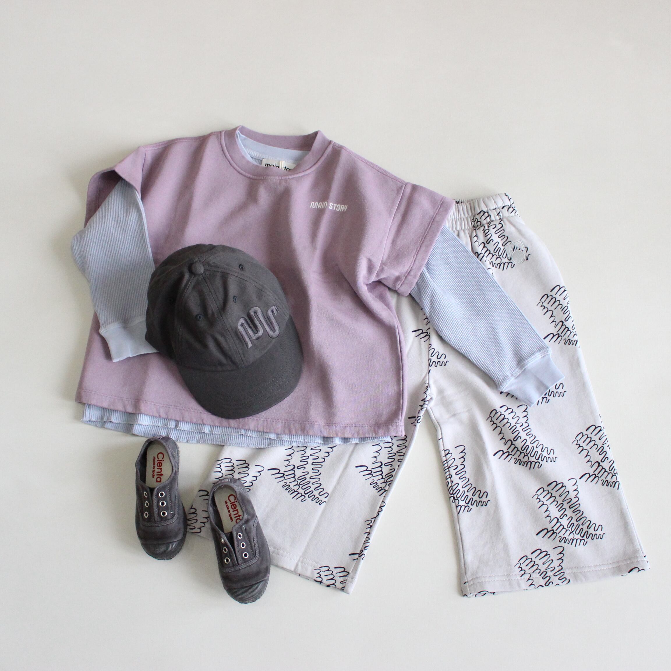 main story Sweat Tee - Elderberry | RESONASON 