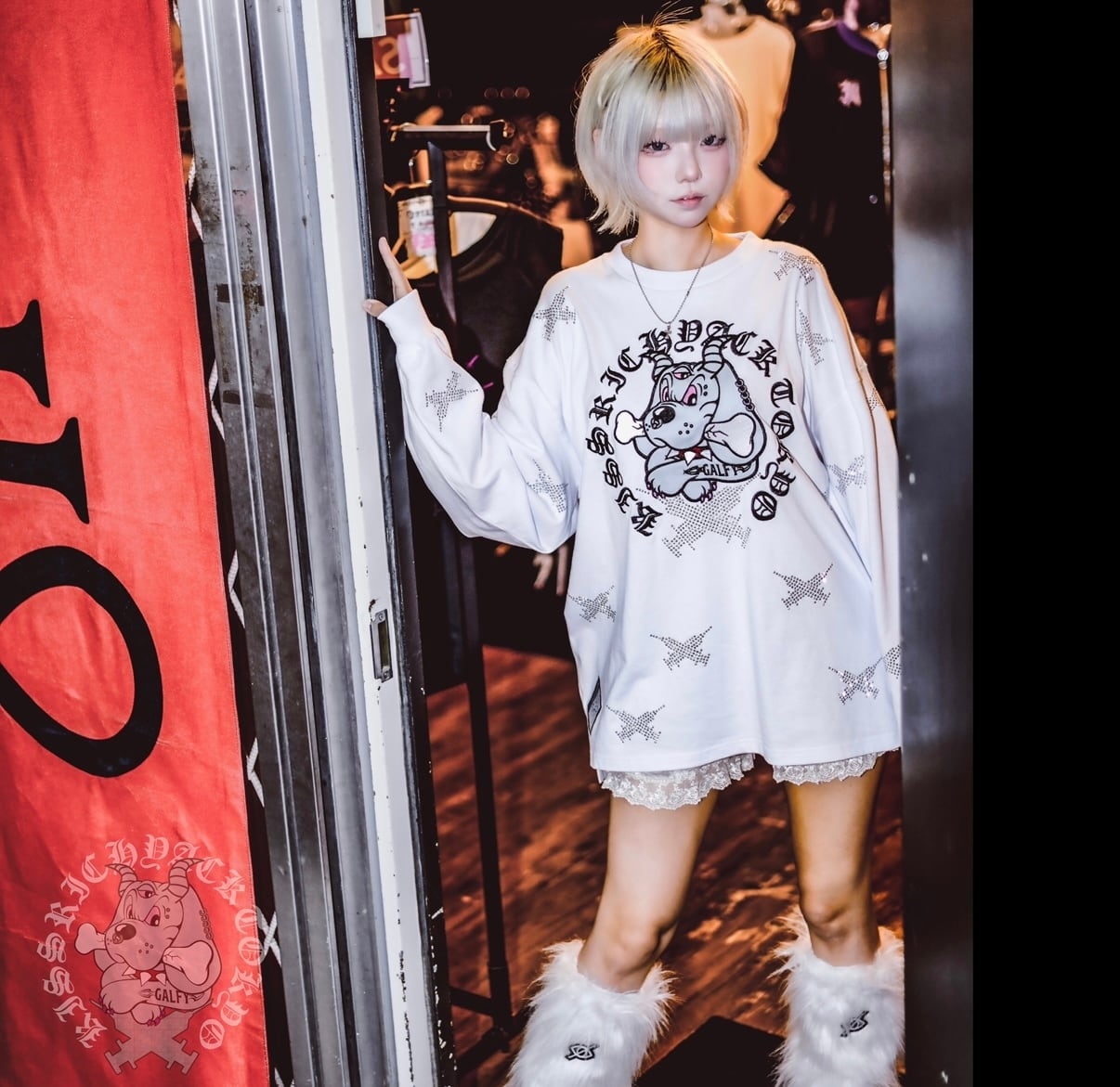 即納】「ピカピカ注射器ロンT」 | KRY clothing