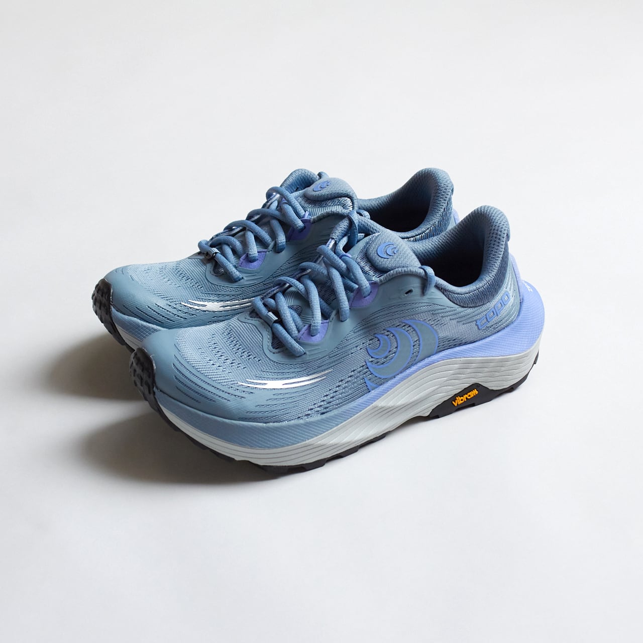 Topo Athletic(トポ アスレチック)ULTRAVENTURE 5(ウルトラベンチャー5) -Grey/Blue (WOMEN)ウィメンズトレイルランニングシューズ