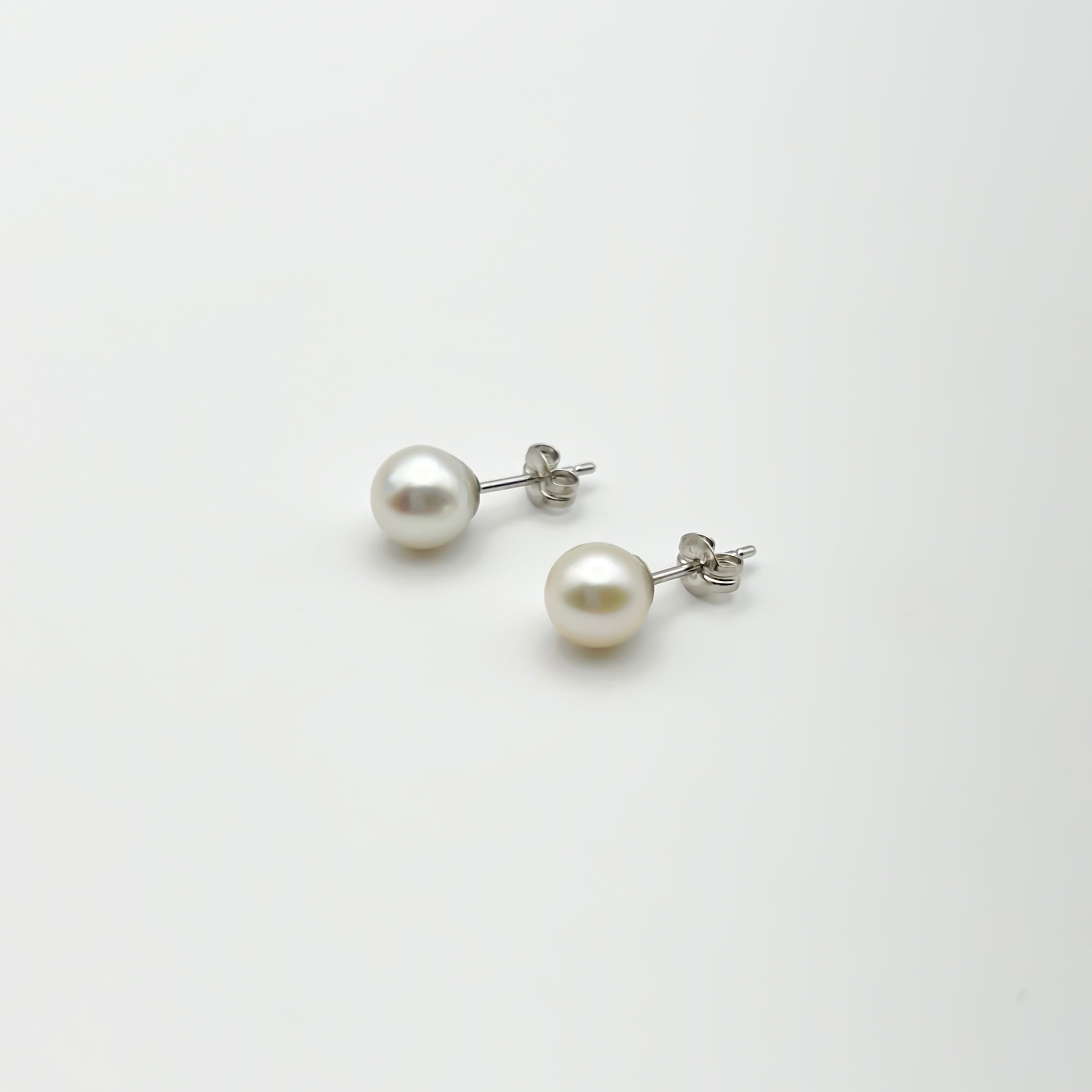 パール スタッドピアス ホワイト パール スタッドピアス まん丸 直径0.7 cm | 【公式通販】鎌倉の