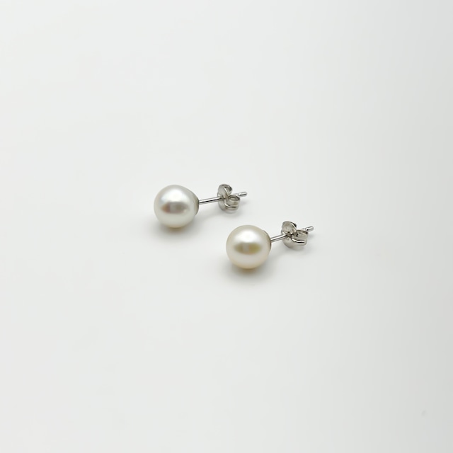 パール スタッドピアス まん丸 直径0.7 cm