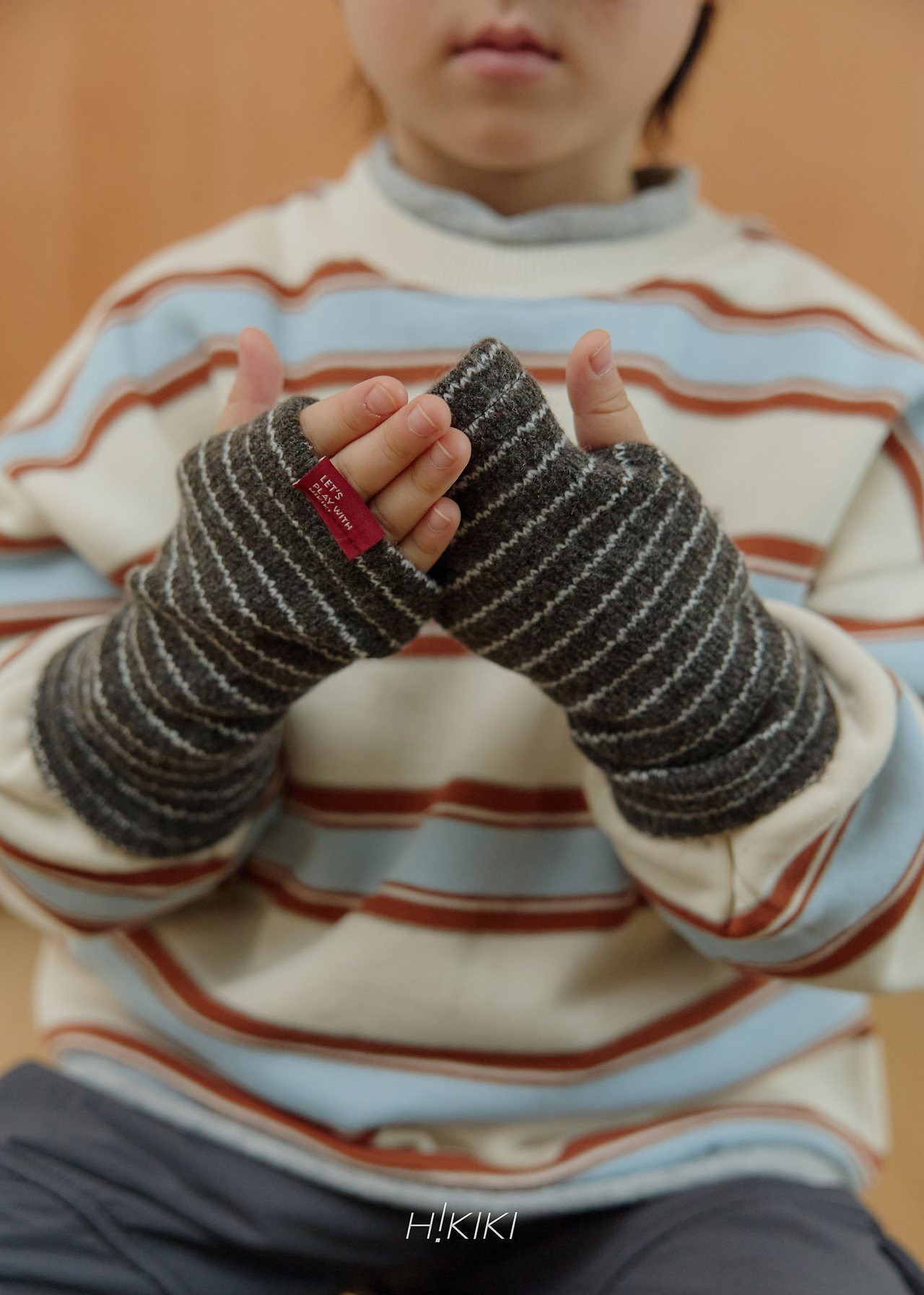 HIKIKI［取寄］finger hole warmer 26winter