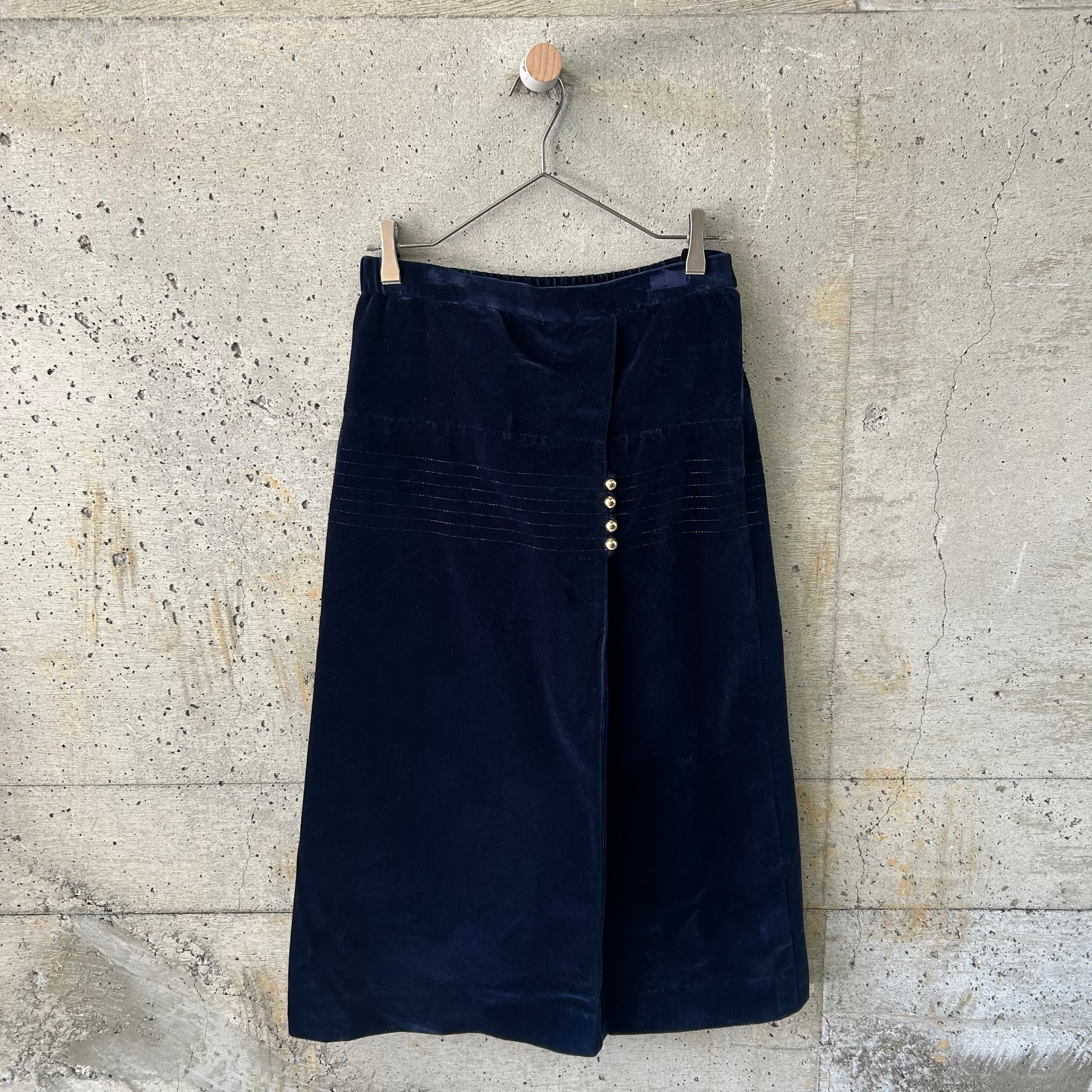 Dark navy thick velour skirt