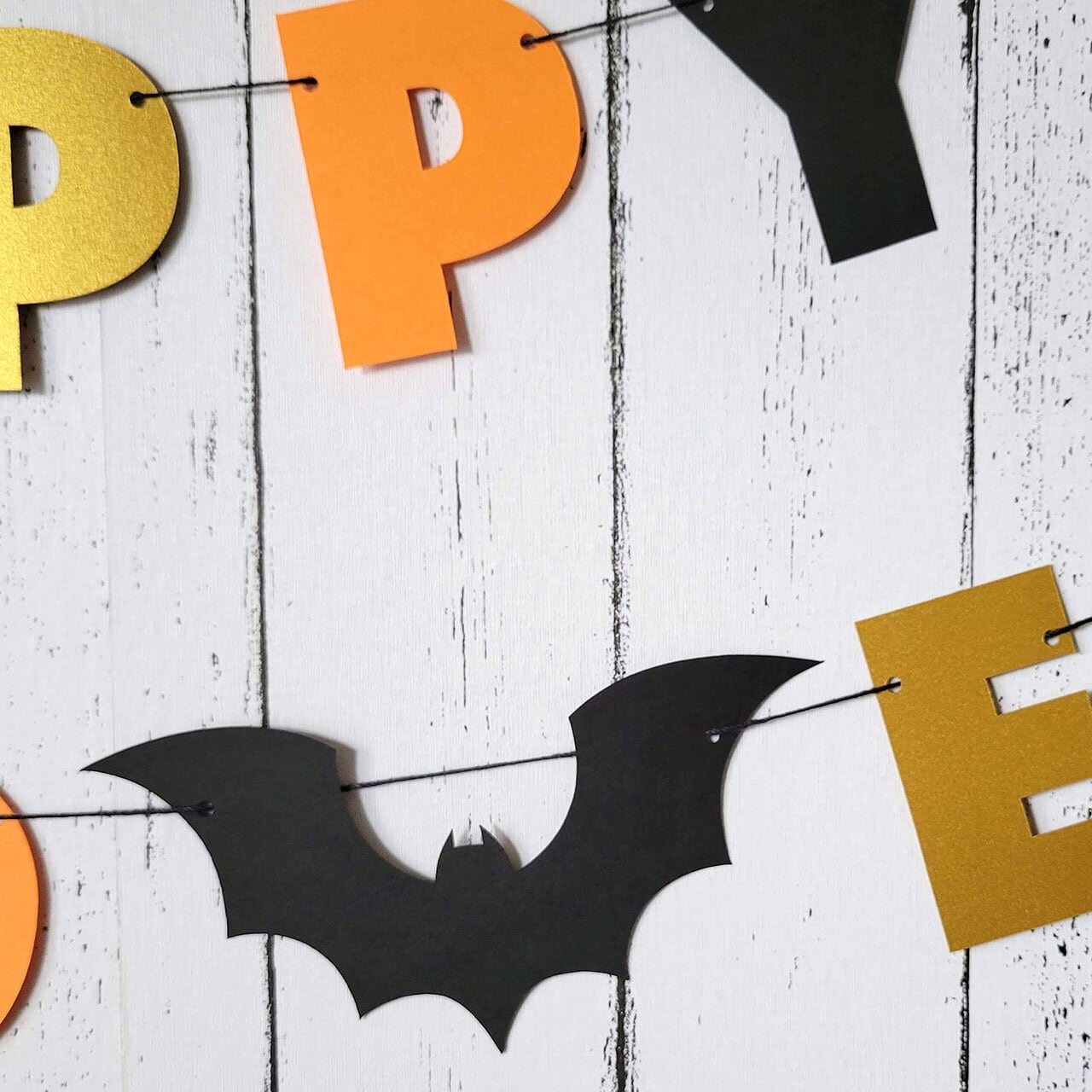 5種のハロウィンモチーフと3色カラーが可愛い！ハロウィンガーランド