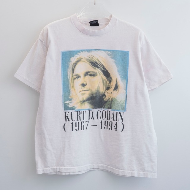 Nirvana " Memorial Kurt Cobain White " Giant XL【A1-144】