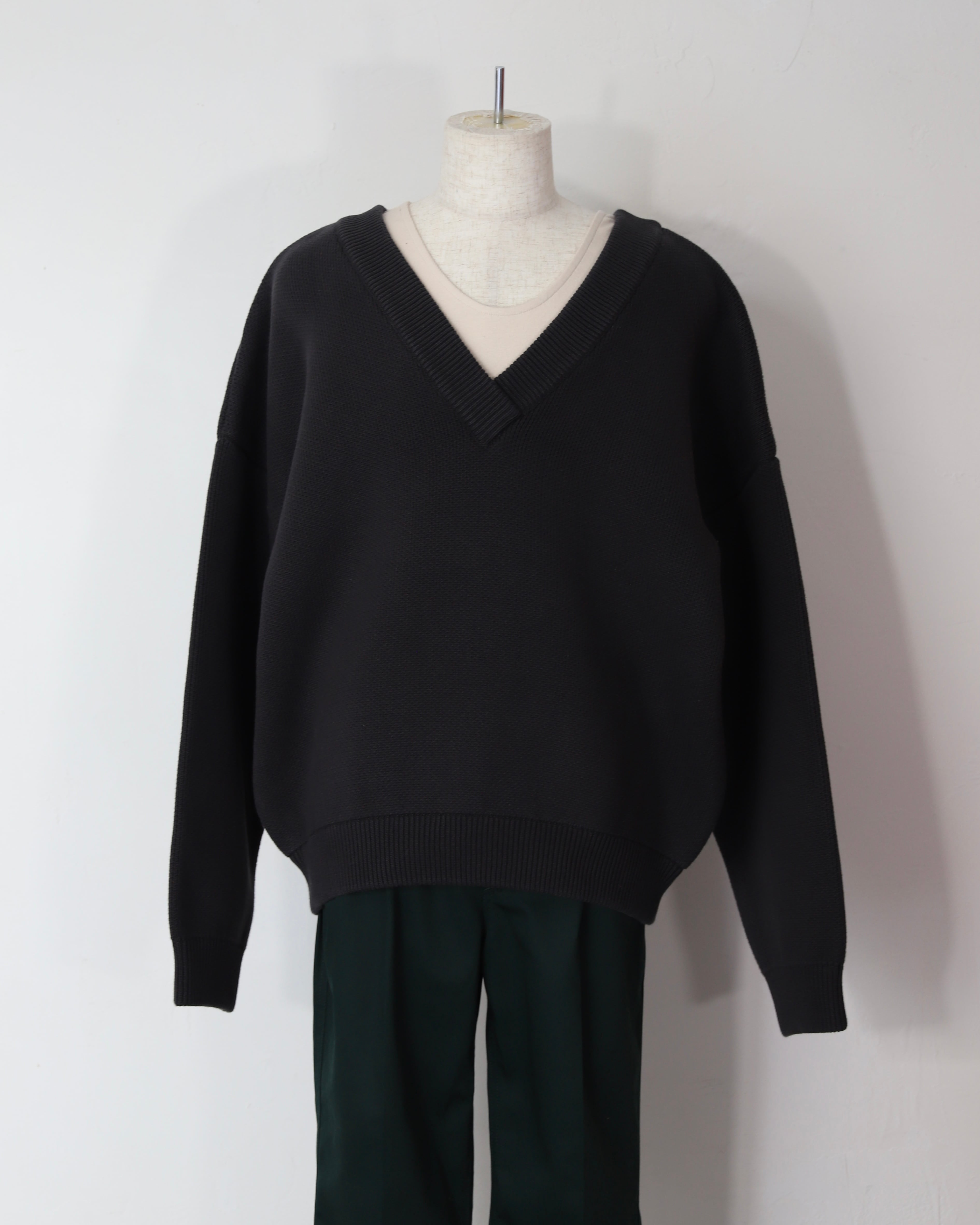 Cotton V neck Sweater/コットンVネックセーター | AMBERGLEAM Cotton V neck Sweater/コットンVネックセーター | AMBERGLEAM
