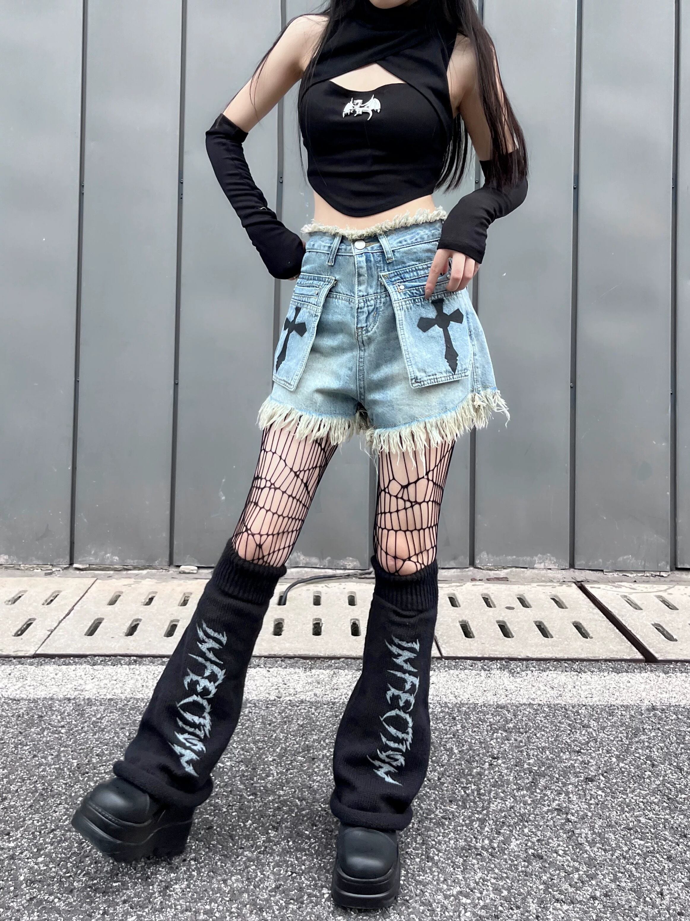 病みかわいい 切りっぱなし クロス十字架デニムショートパンツ デニム