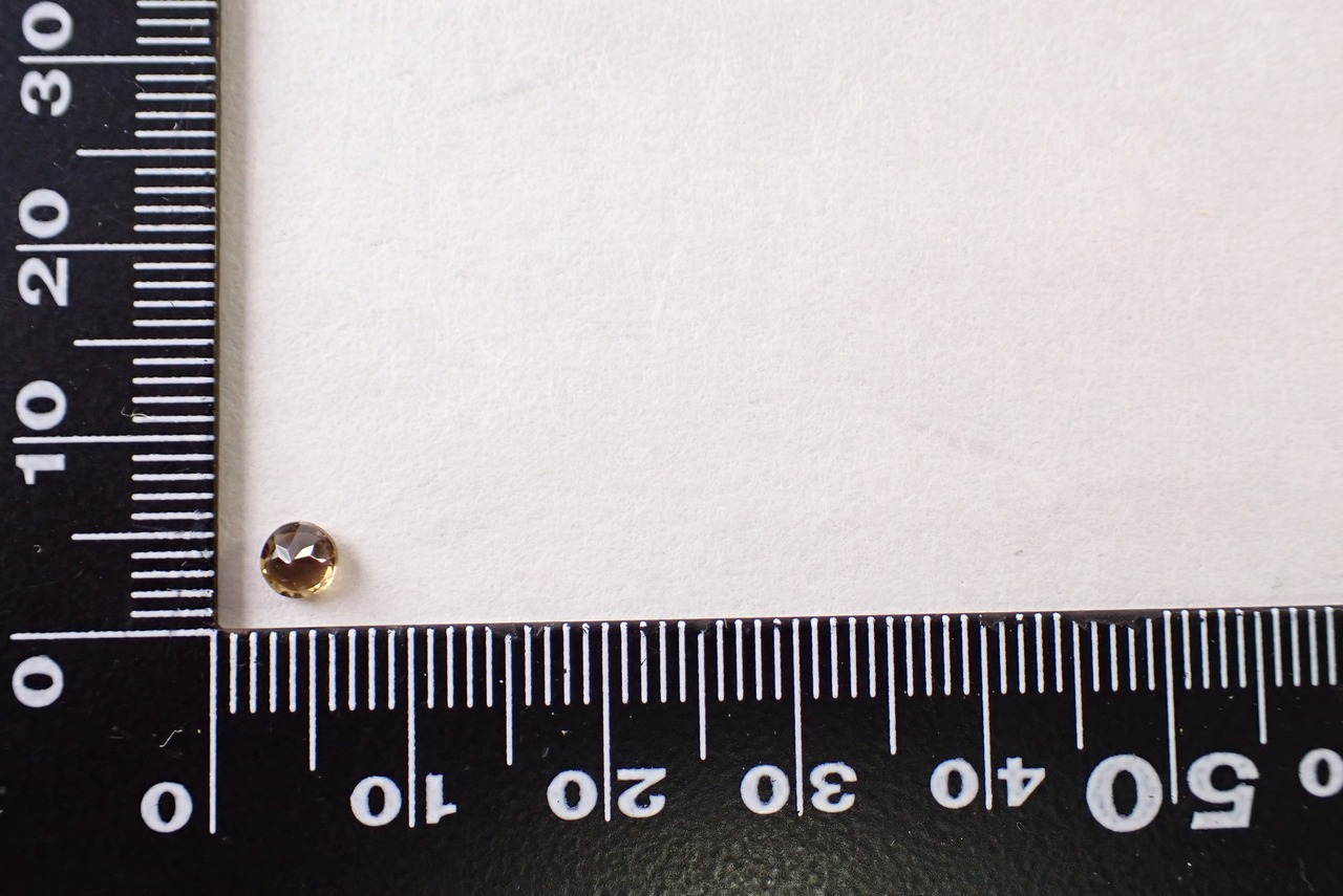 ジルコン　0.30ct　 [D9-65]