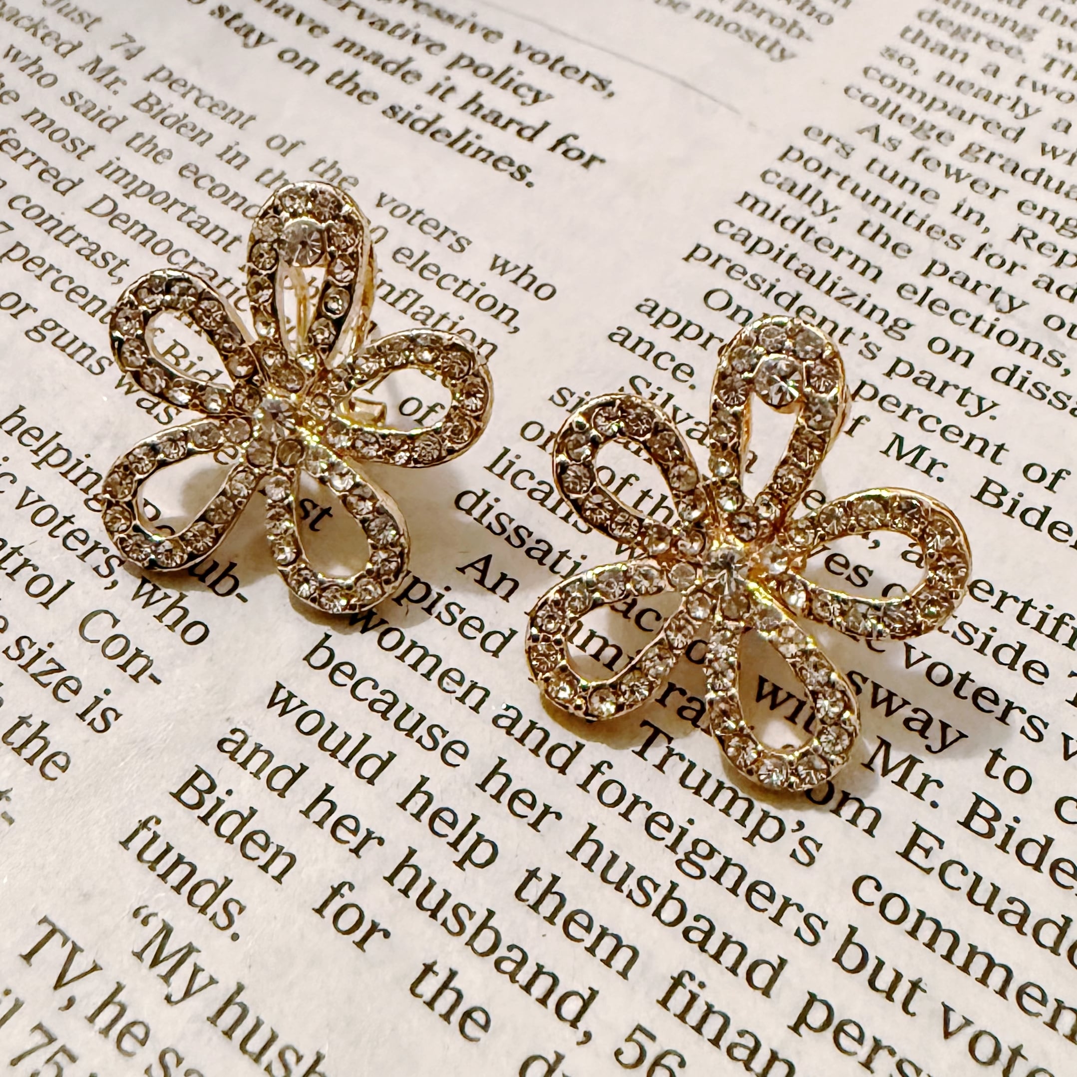 miroitant (ミロワントン)/ブリエ ドゥ ミル フ  お花デザインゴールドピアス