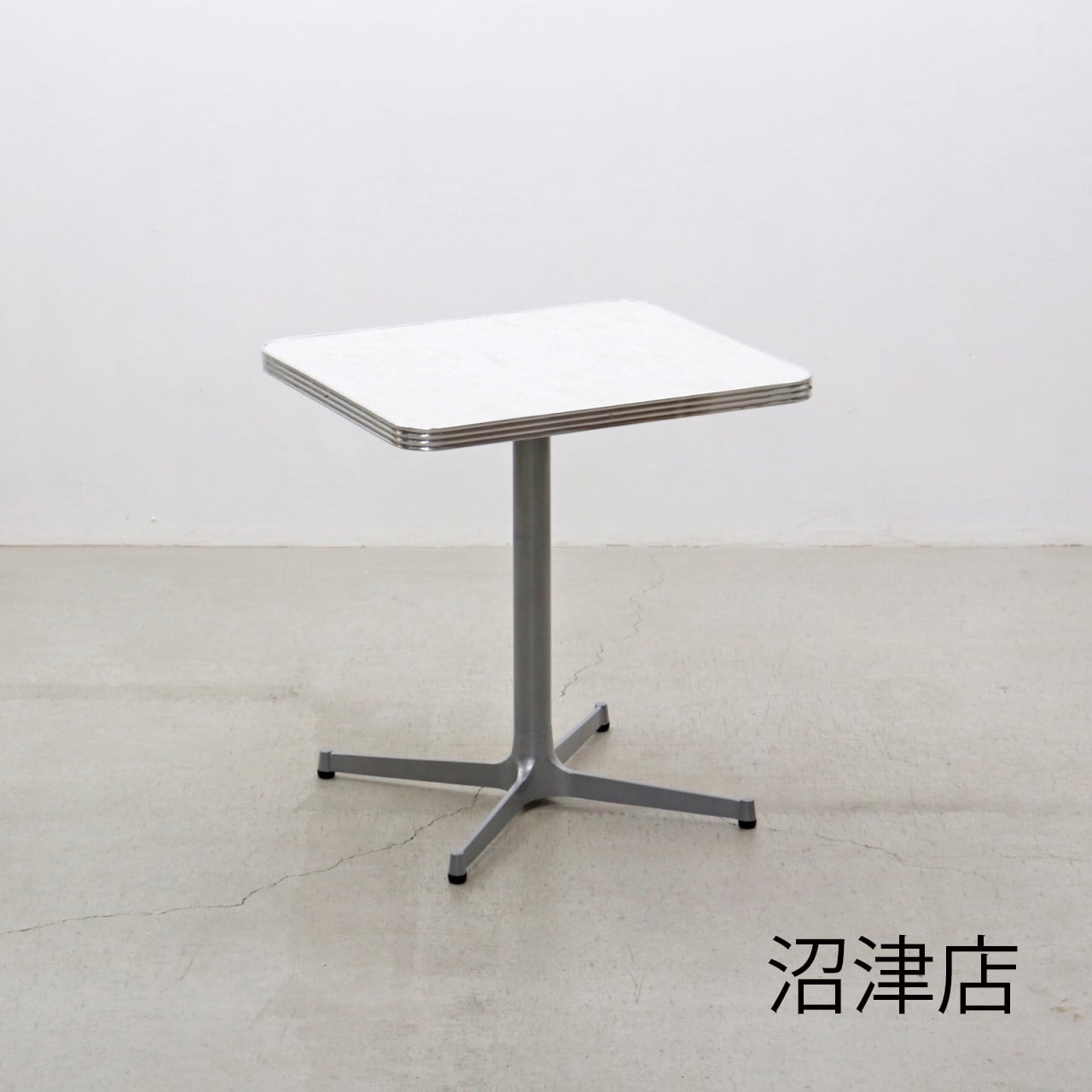 沼津店】ヴィンテージ カフェテーブル ダイニング 店舗什器 レストラン