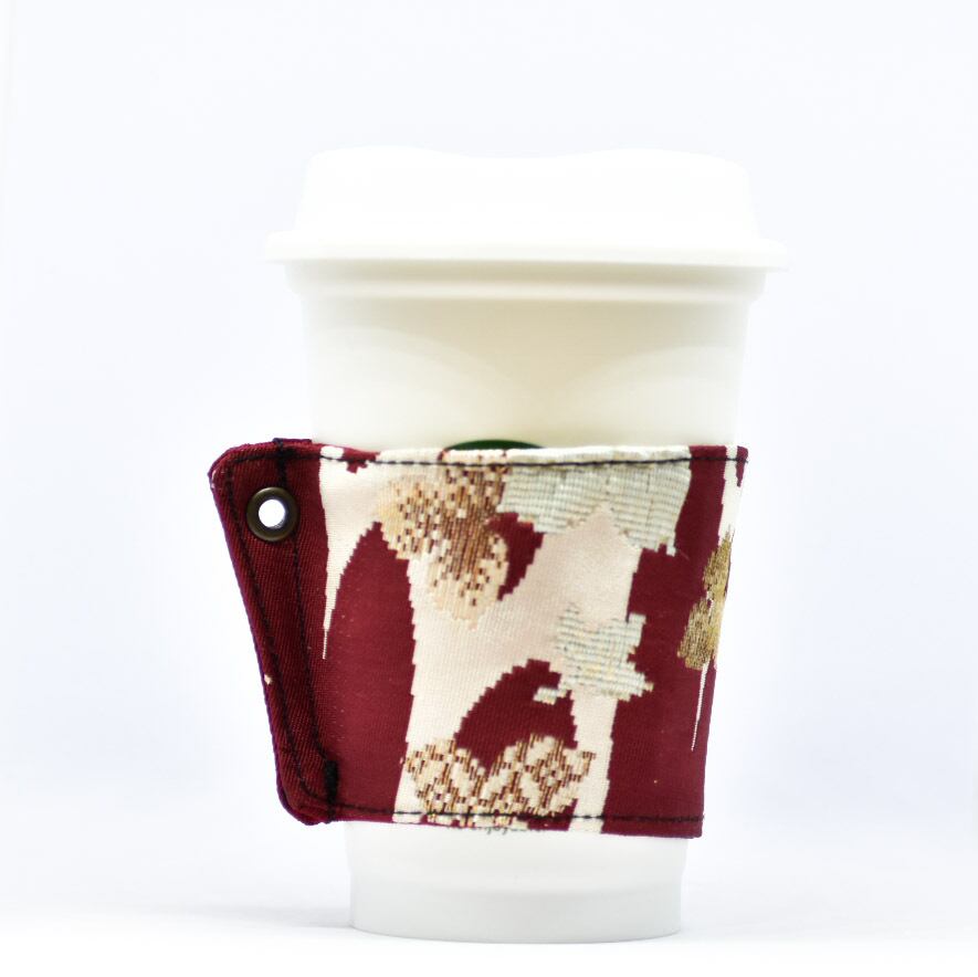 帯 カップスリーブ コーヒースリーブ リメイク 日本製 ワインレッド 花柄 刺繍 - cup sleeve