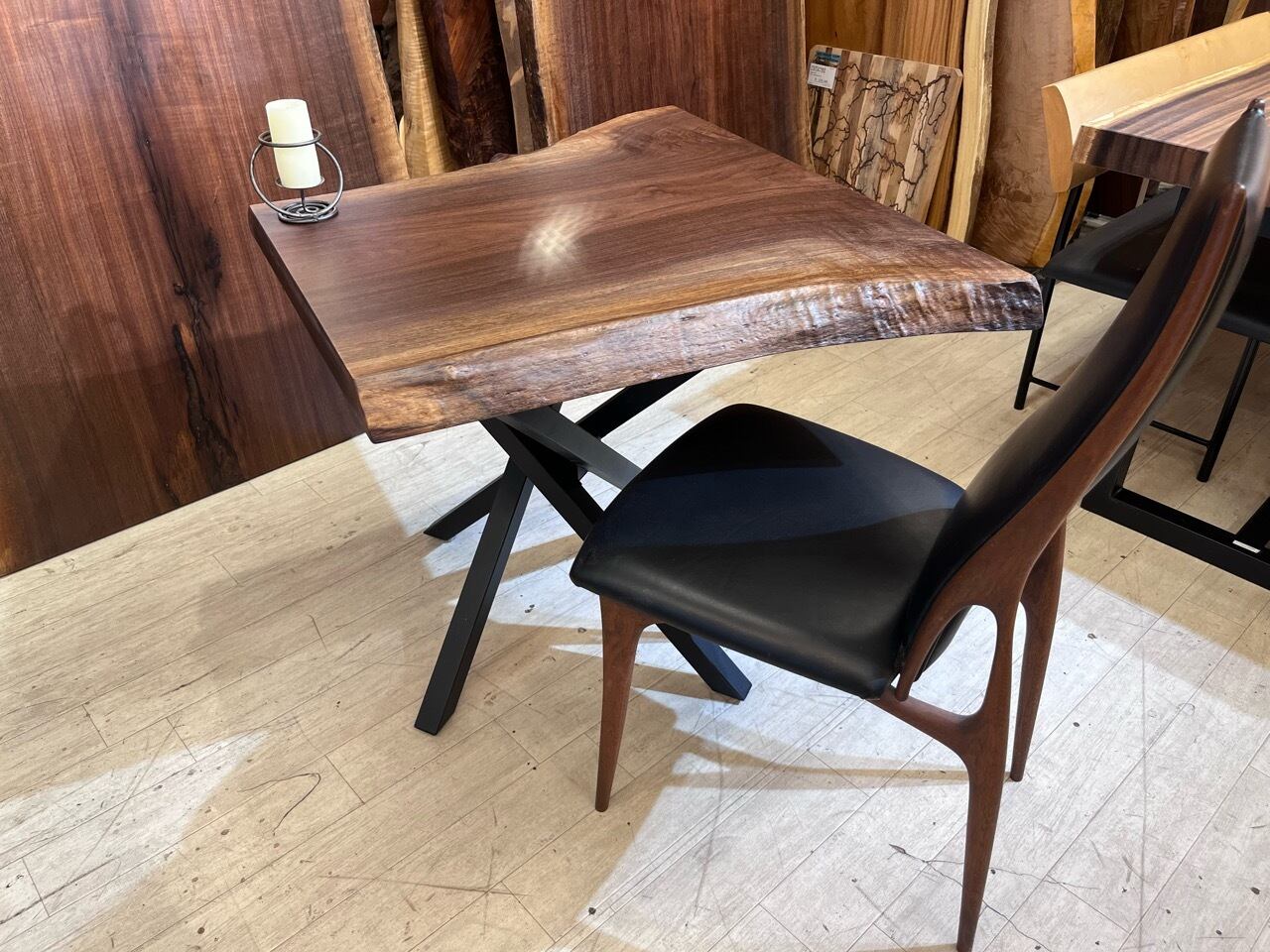 ≪横浜元町店≫ウォールナット 一枚板 775×850-540×55 242190-3