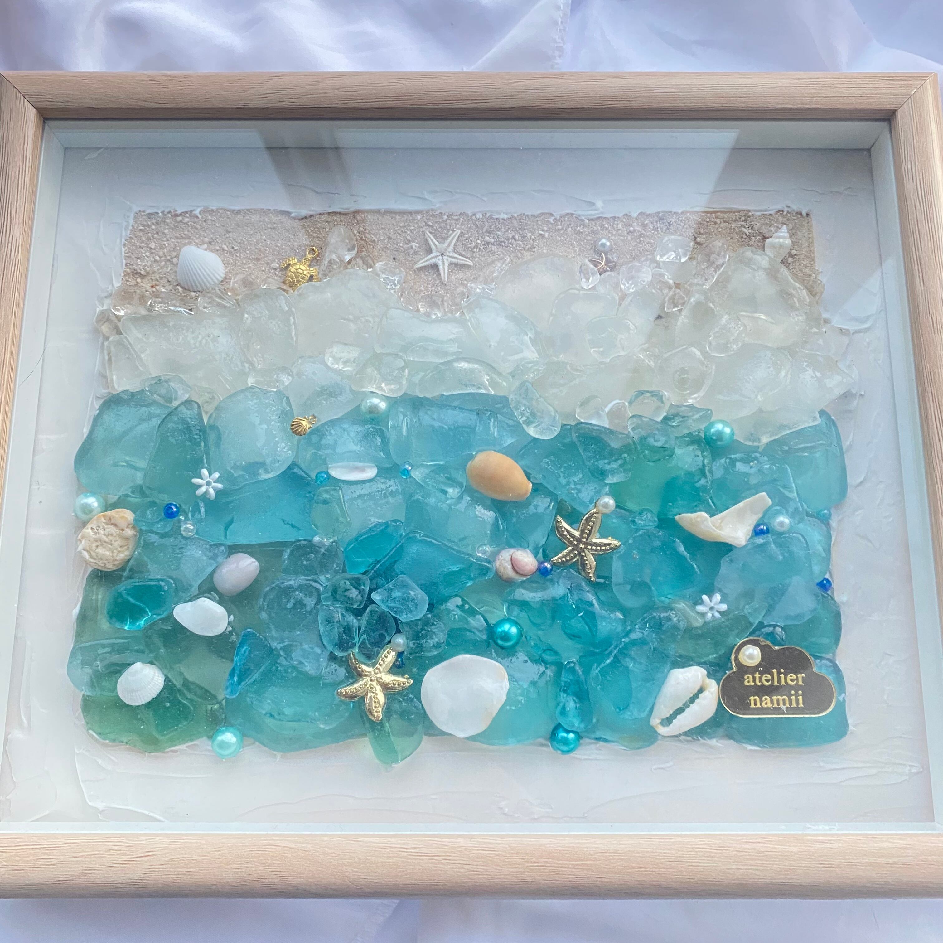 【特大】【ガラスフレーム作品】"強力なシーグラスパワーの海アート"