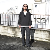 YASHIKI(ヤシキ)着回し抜群ハーフジップニット、普通に良いスラックスstyle