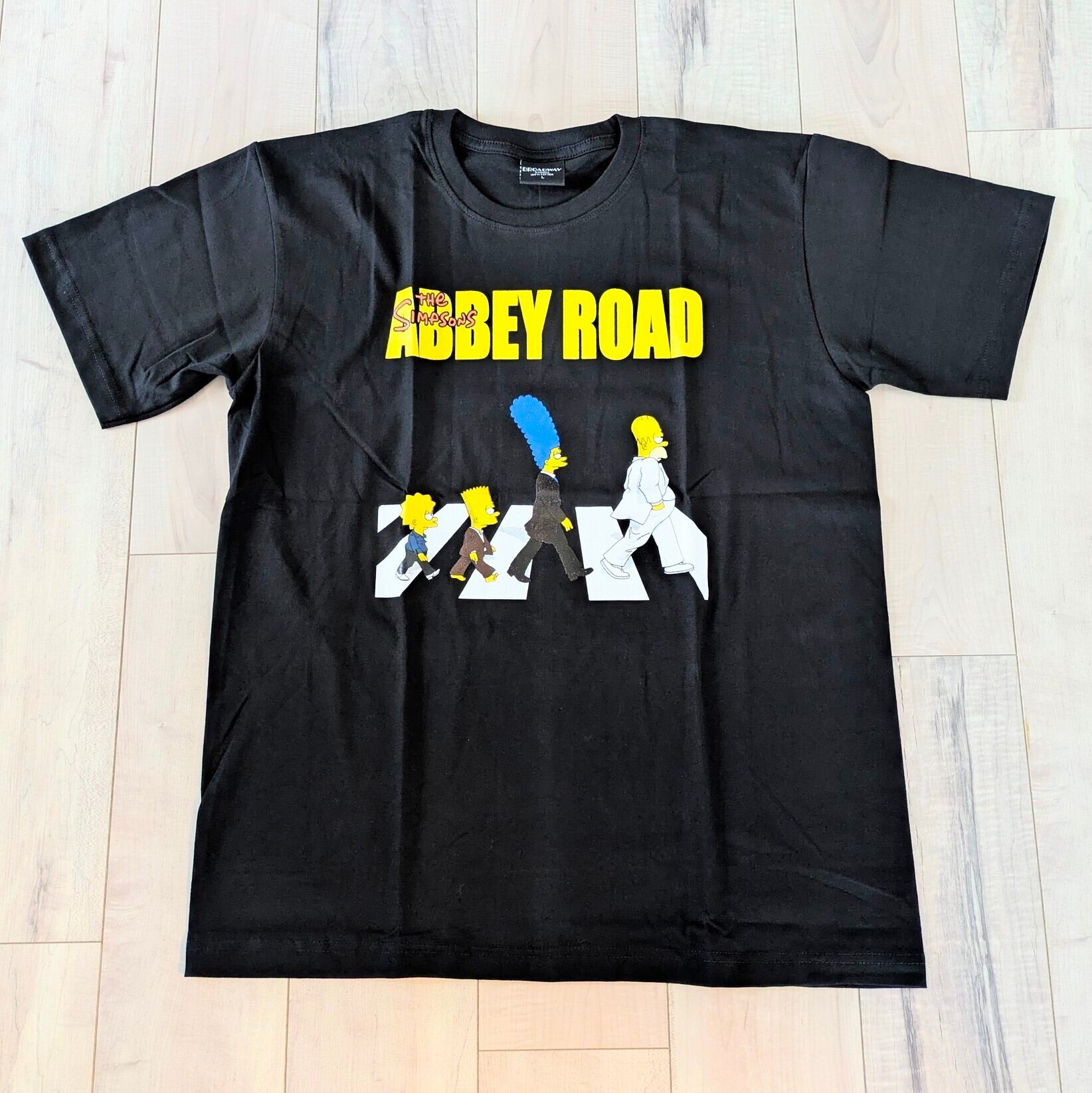 再入荷!【 ザ・シンプソンズ(The Simpsons)】ABBEY ROAD / アビーロード / アビイ・ロード/ Tシャツ〚アメリカン雑貨 アメトイ〛