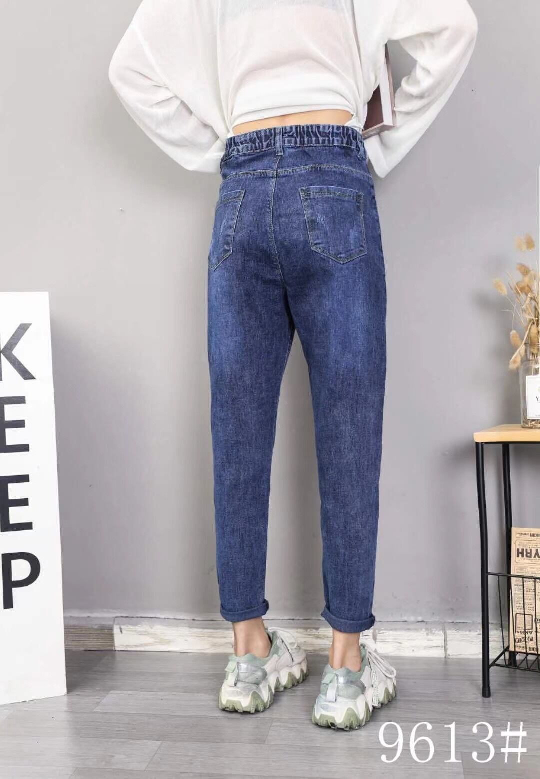 ストレートデニムパンツ