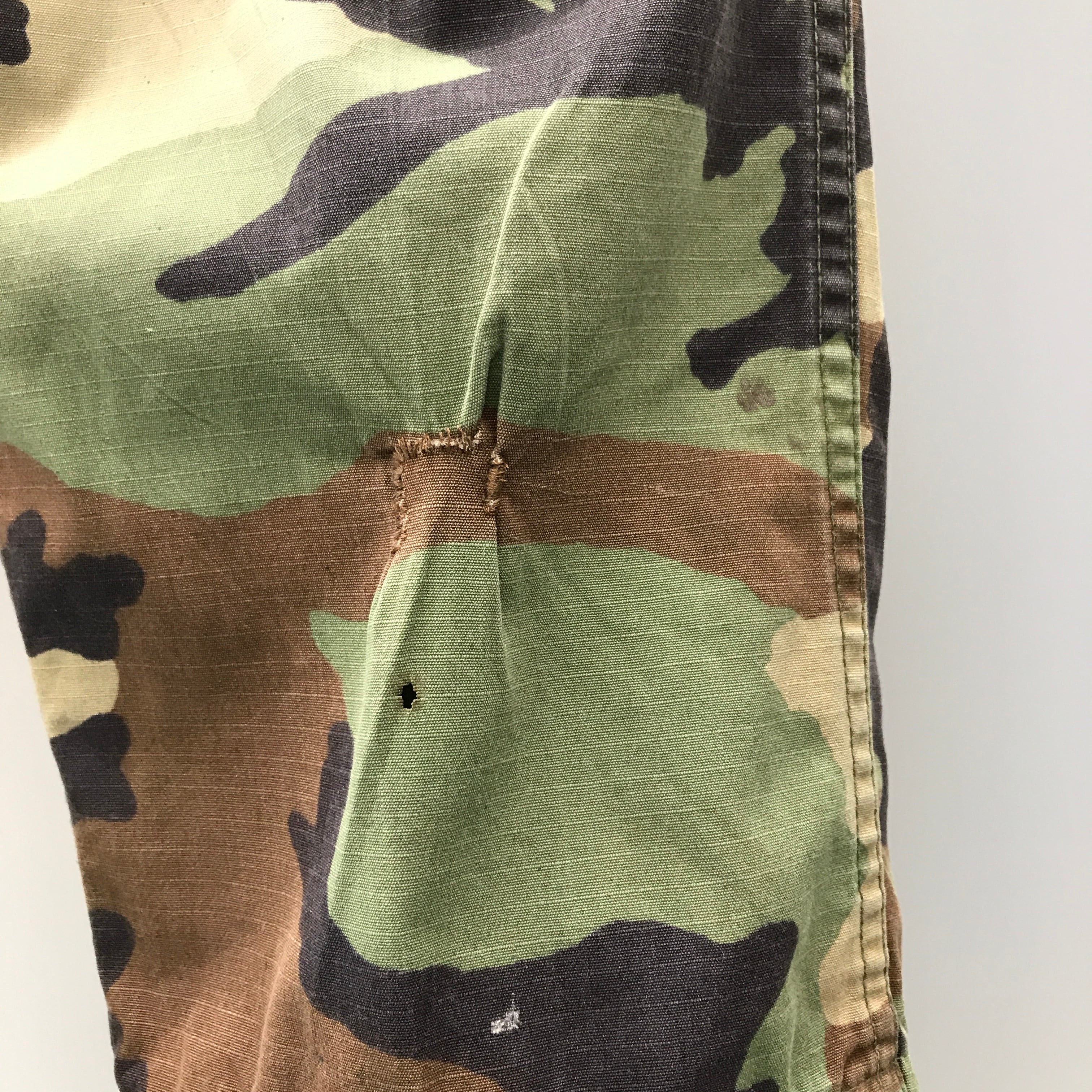 80年代? 米軍 ウッドランドカモ 迷彩 リップストップ ミリタリー カーゴパンツ コンバットパンツ BDU パンツ USA製 メンズ  MEDIUM-REGULAR