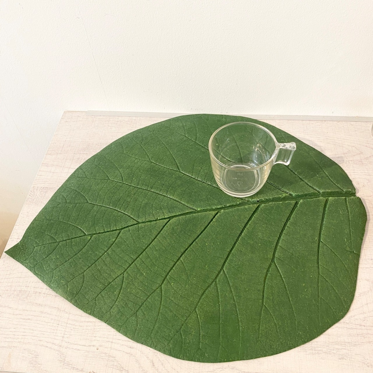 ラテックスマット リーフ ライトグリーン L(2)