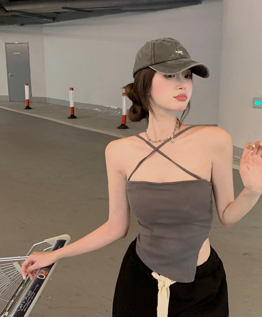 サマーグレーホルタートップス 夏物 ピュア ヨーロピアン ブラックストロベリース91217103375