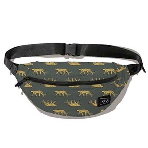 KiU ＜レオパード(175)＞キウ ウォータープルーフ ボディバッグ BODY BAG はっ水 撥水 防水 ポケット 多い ショルダーバッグ バッグ 鞄 ペットボトル 入る アウトドア フェス カジュアル レジャー かわいい おしゃれ ユニセックス メンズ レディース 男女兼用