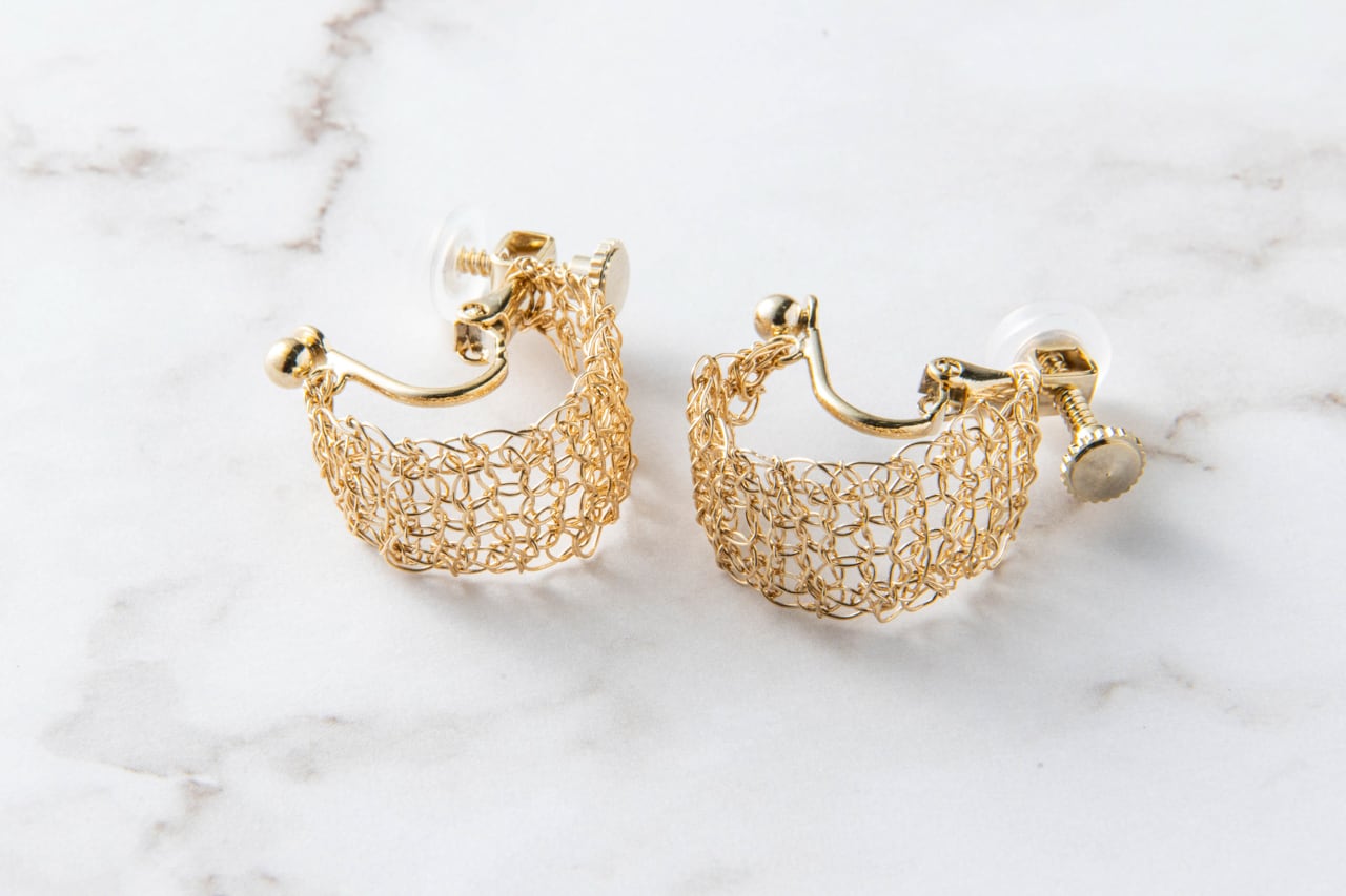 CASUMINO ワイヤークロッシェ リーフピアス／イヤリング | 中村江里子