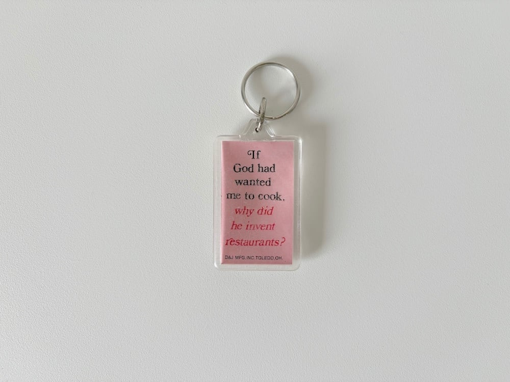 【U.S.】ユーモアたっぷりなキーホルダー(ローズピンク) / A fun, humorous keychain (rose pink)
