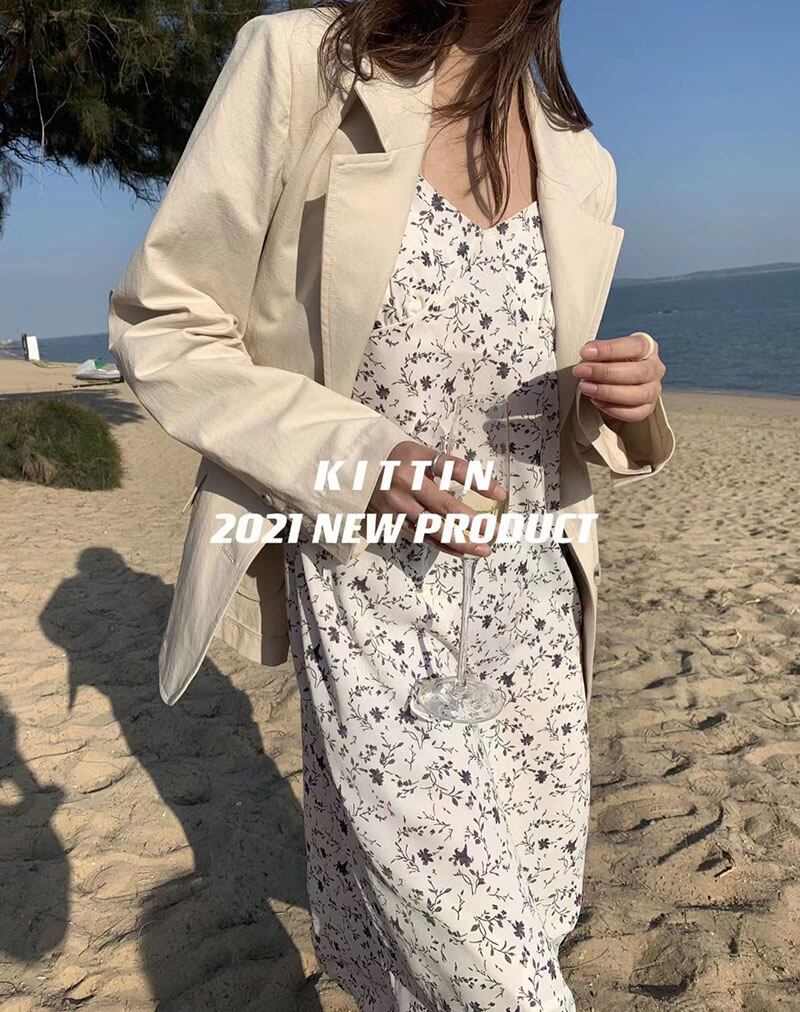 【新作】【送料無料】 香港スタイルのレトロなプリントのフェイクサスペンダードレス、夏の女性用、ゆったり、痩身、年齢を軽減するフランスのミルキーな甘い女子高生のスカート 0223200793521