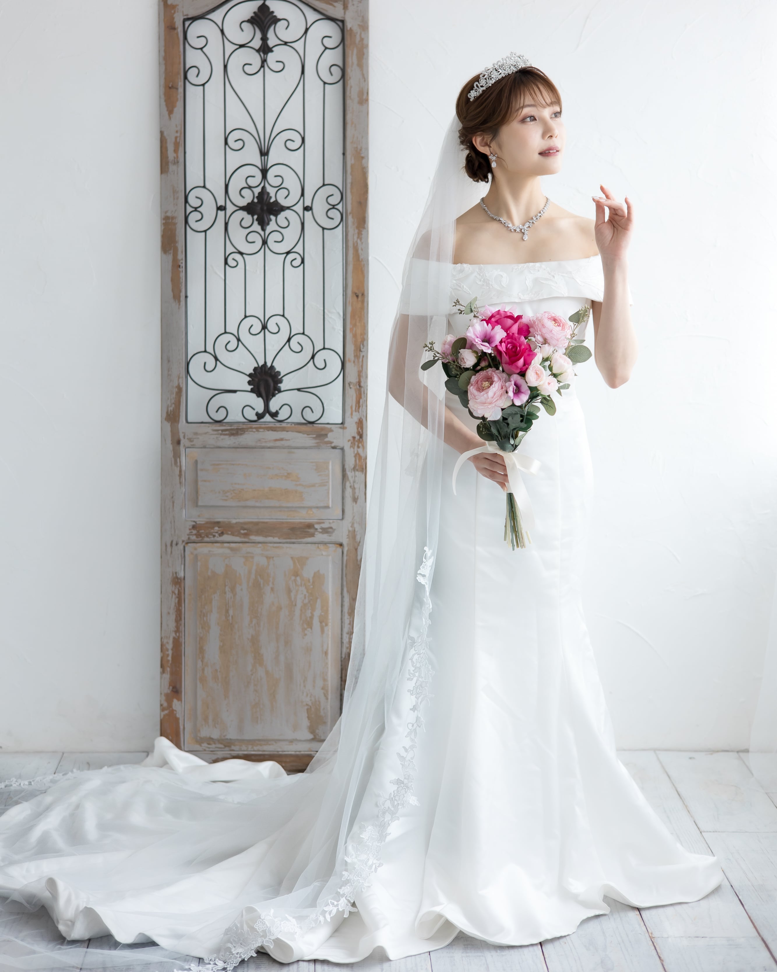 ロングレースウェディングベール【VL2307-16】 | ブライダル ロングレースウェディングベール【VL2307-16】 | ブライダル
