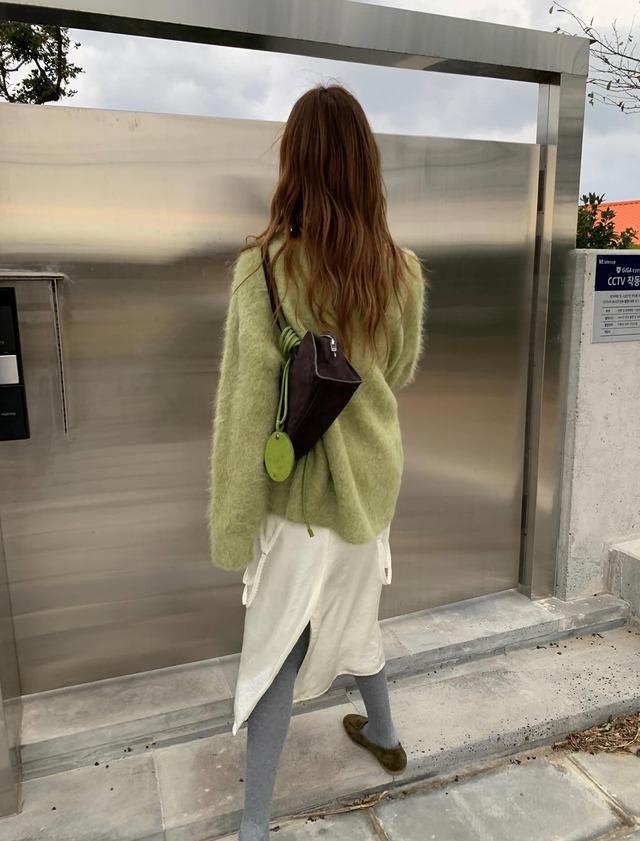 (予約) poster / R alpaca cardigan 3color