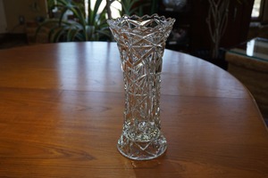 イギリス　ブレスドガラス　フラワーベース　T 　アンティーク