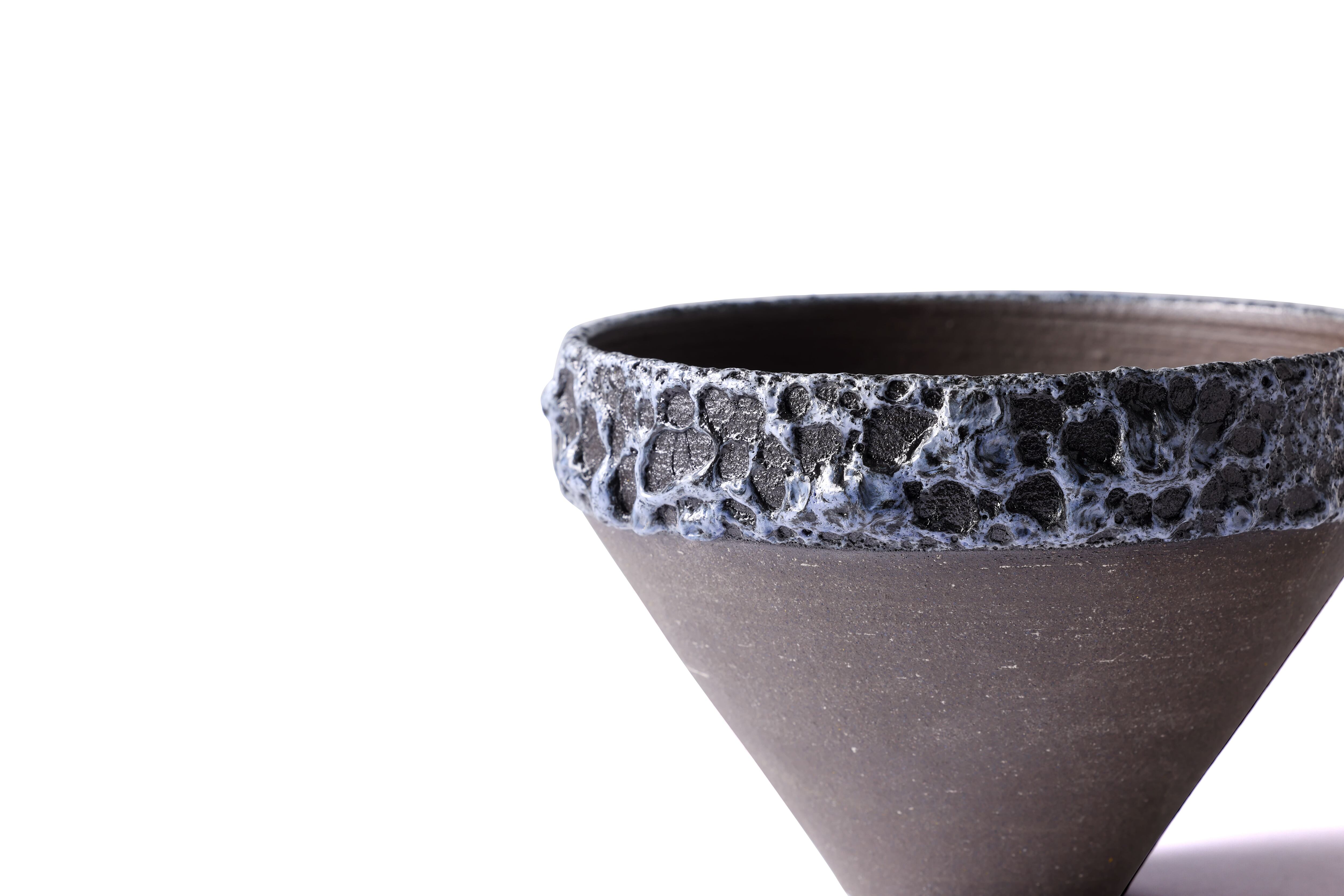 eureka keramik LAVA planter model 212 showcarpr.com.br