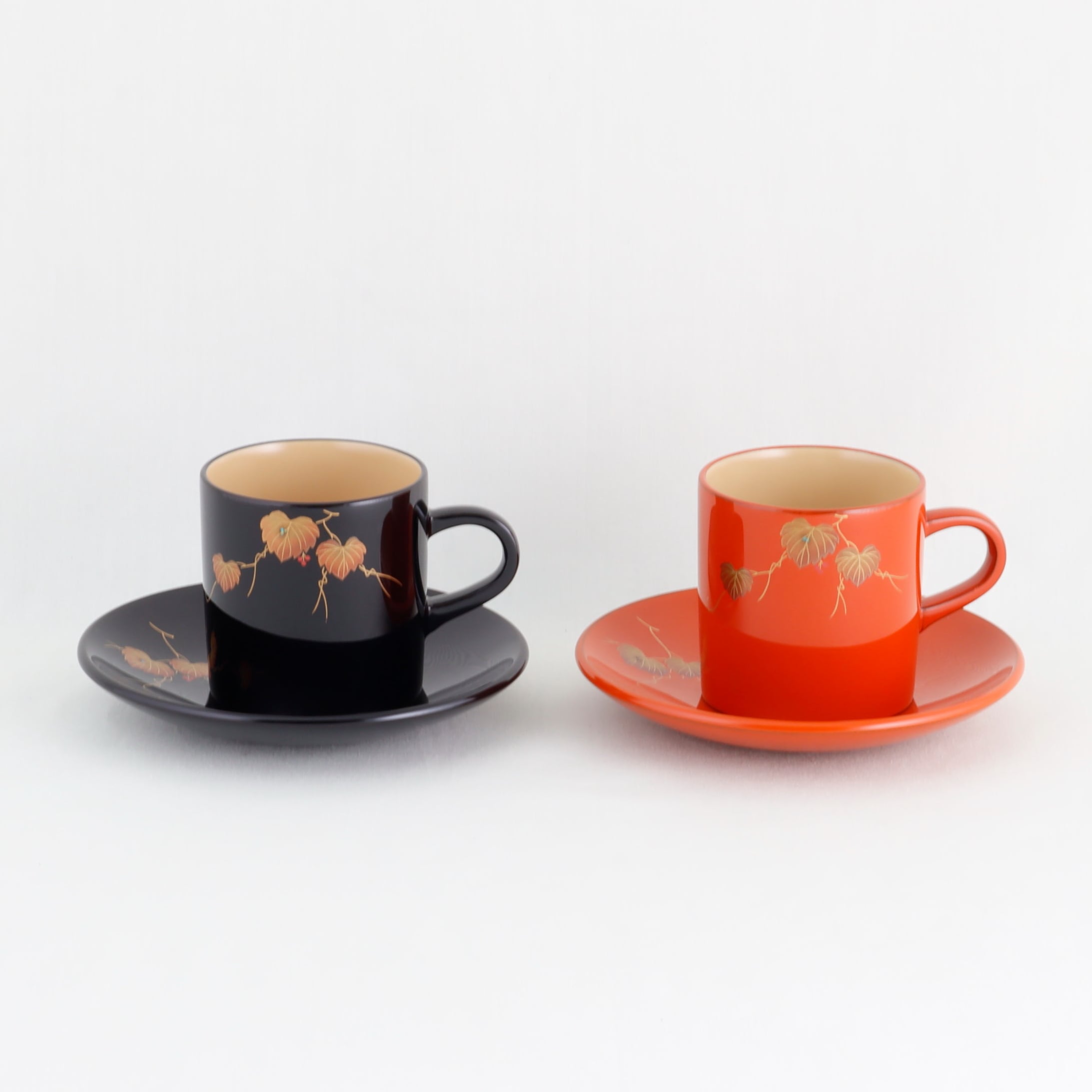 1102-1 輪島塗 ペア珈琲カップ／蔦蒔絵 | 輪島塗 加藤漆器店 公式