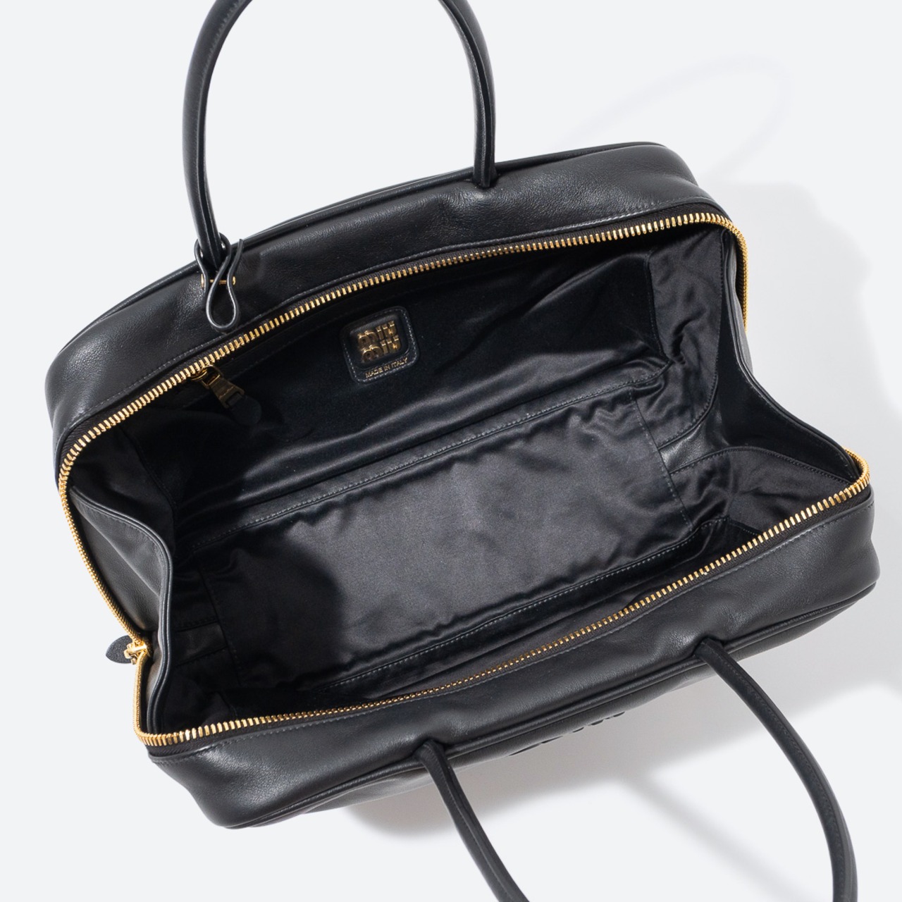 MIU MIU レザー ボー バッグ ラージ ブラック