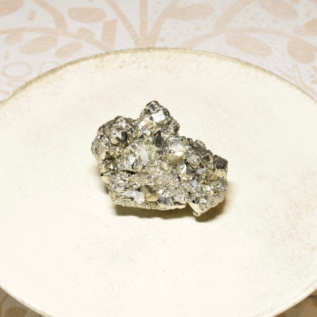 パイライト 原石　高品質　ペルー産　PRG08