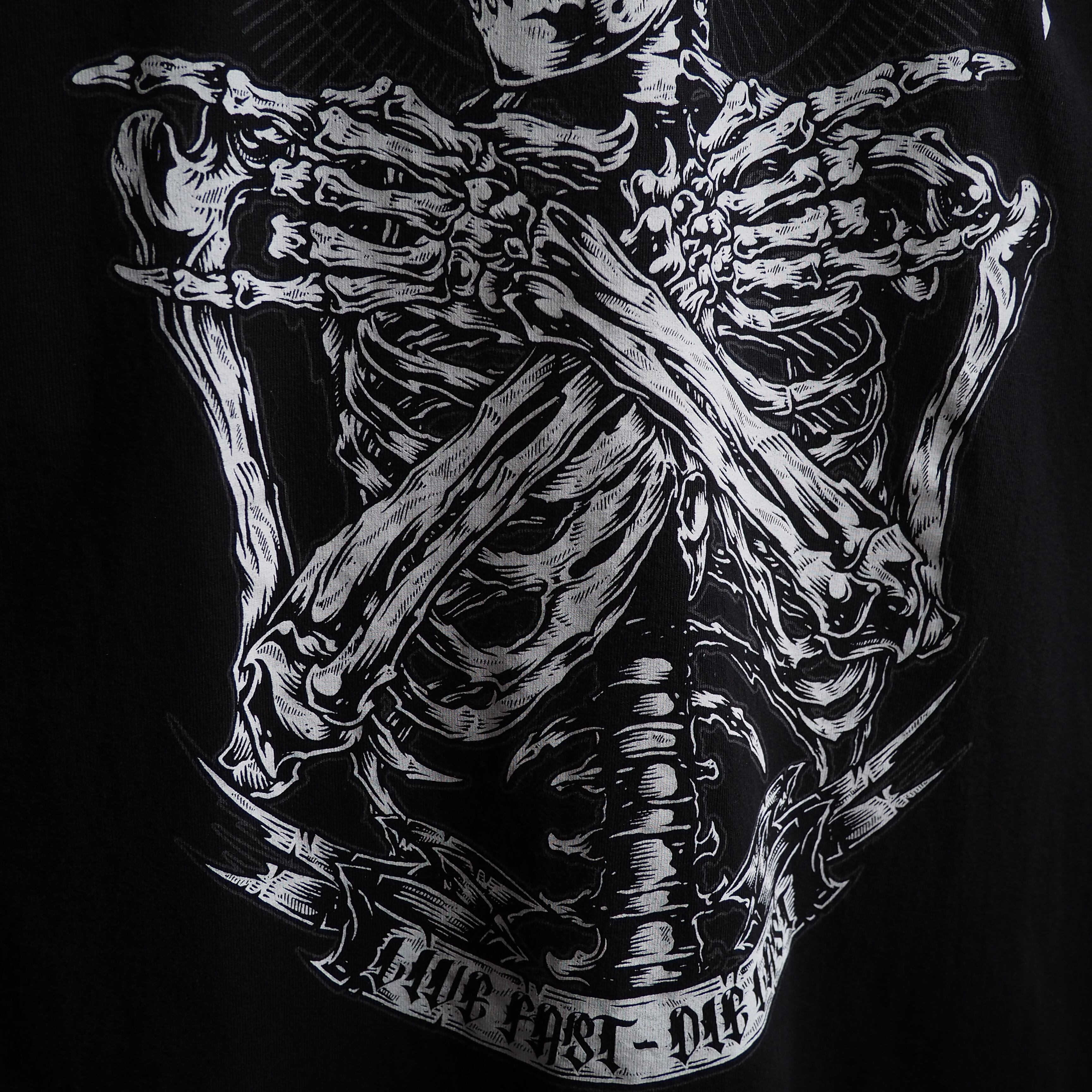 Bone prayer human graphic printed Black loose S/S Tee